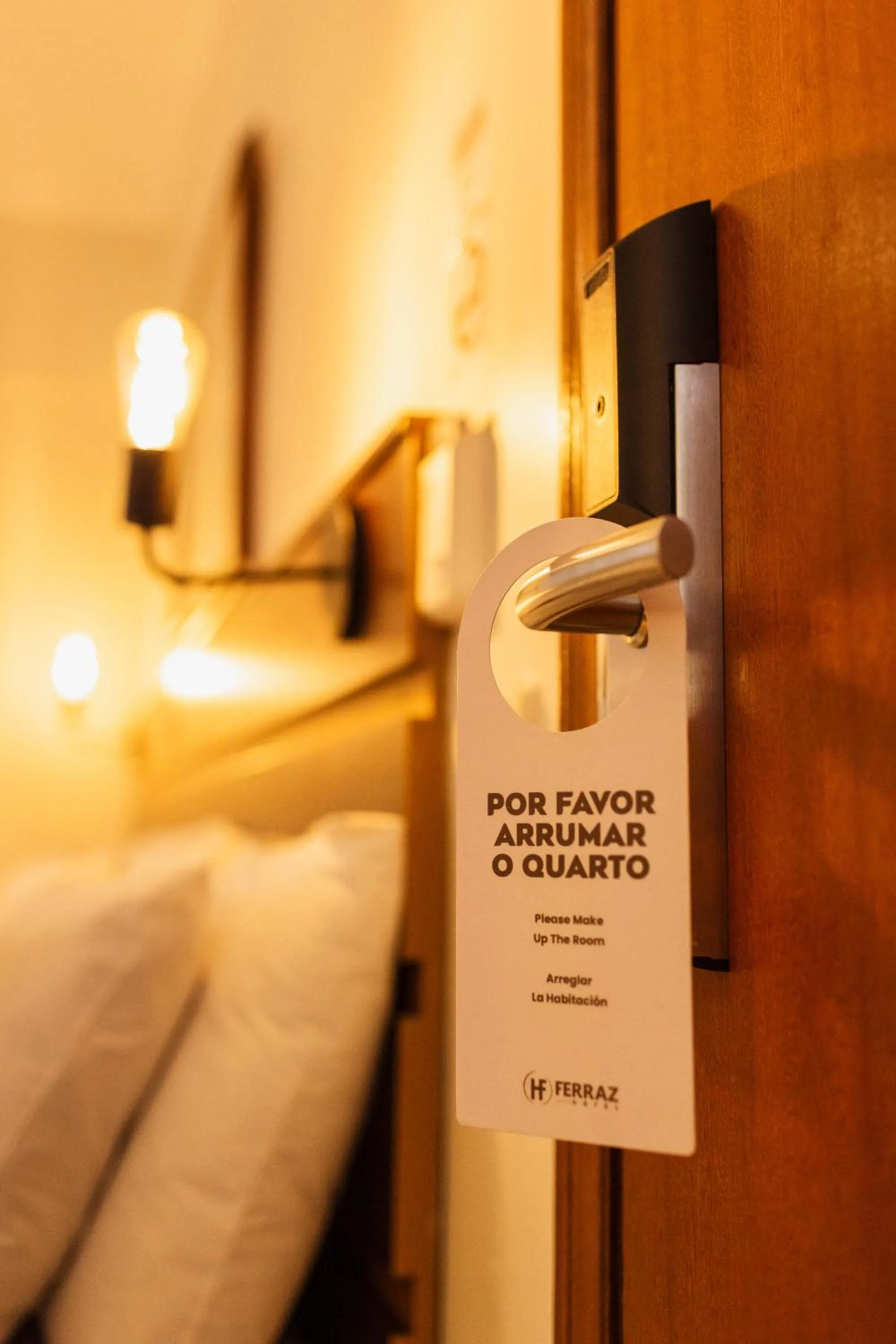 Logo/Certificate/Sign, Bed in Hotel Ferraz