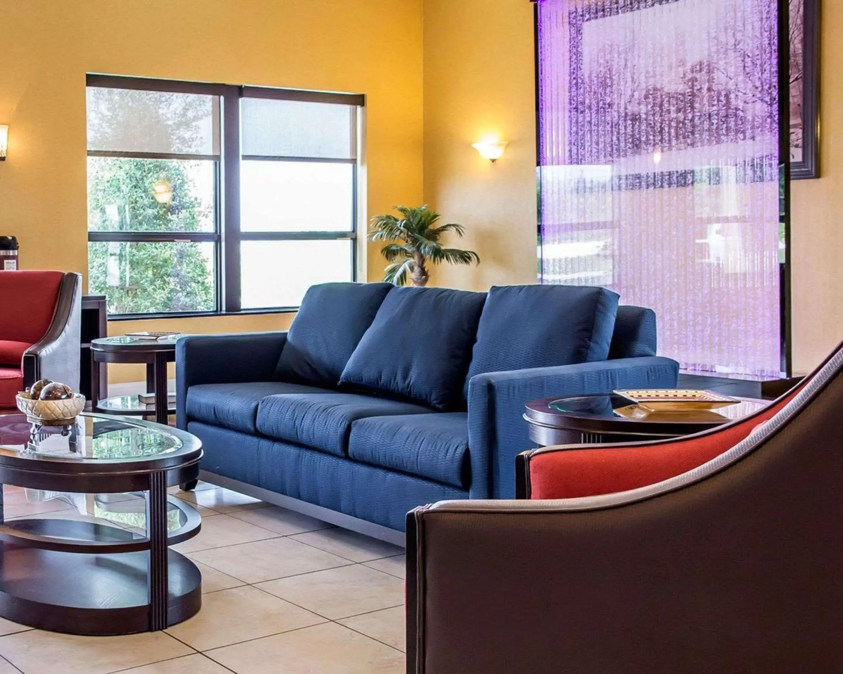Lobby or reception, Seating Area in Comfort Inn And Suites Franklin