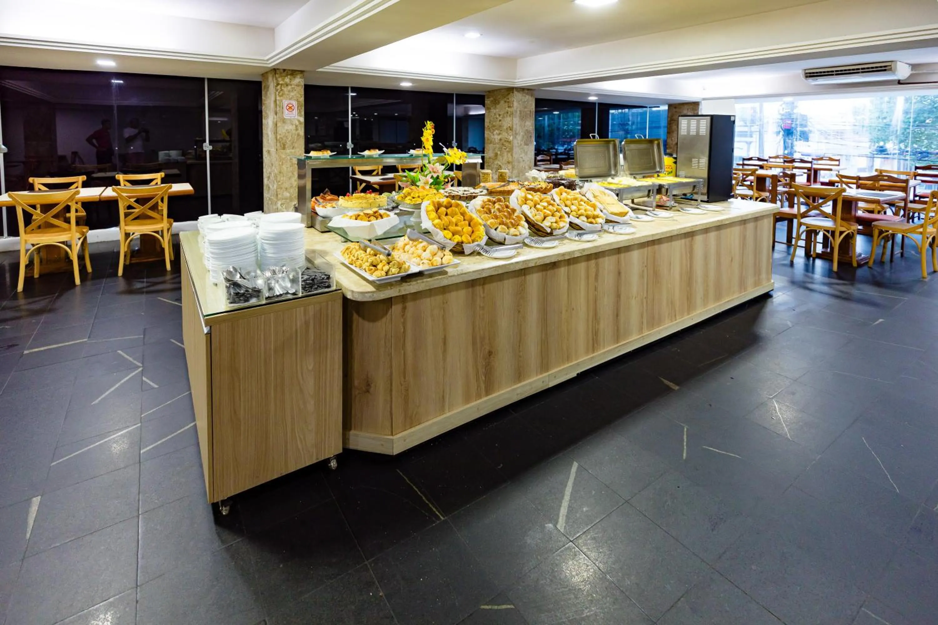 Breakfast in El Aram Beach Express