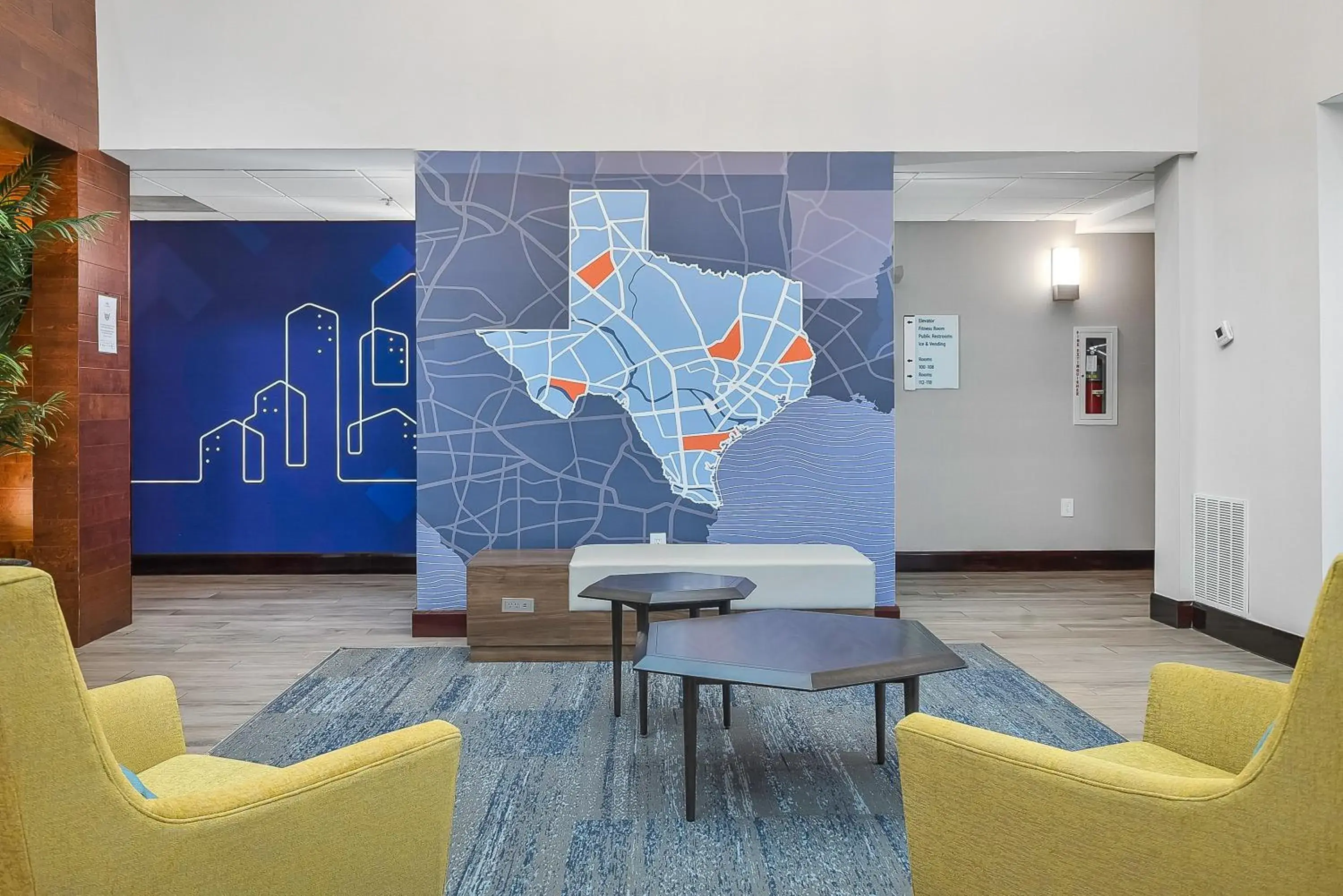 Lobby or reception in Holiday Inn Express Palestine by IHG Lobby or reception in Holiday Inn Express Palestine by IHG