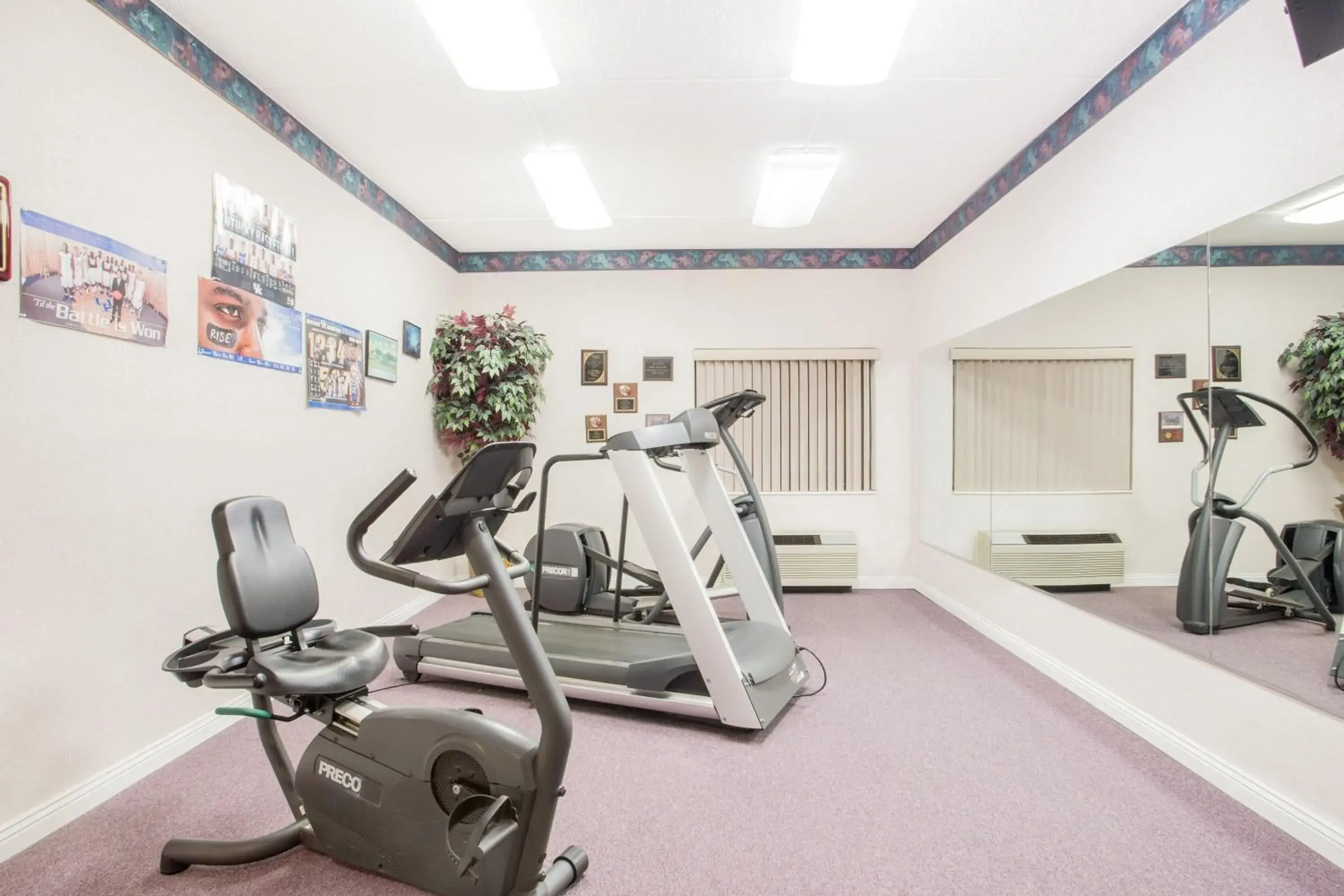 Fitness centre/facilities in Baymont by Wyndham Corbin Fitness centre/facilities in Baymont by Wyndham Corbin