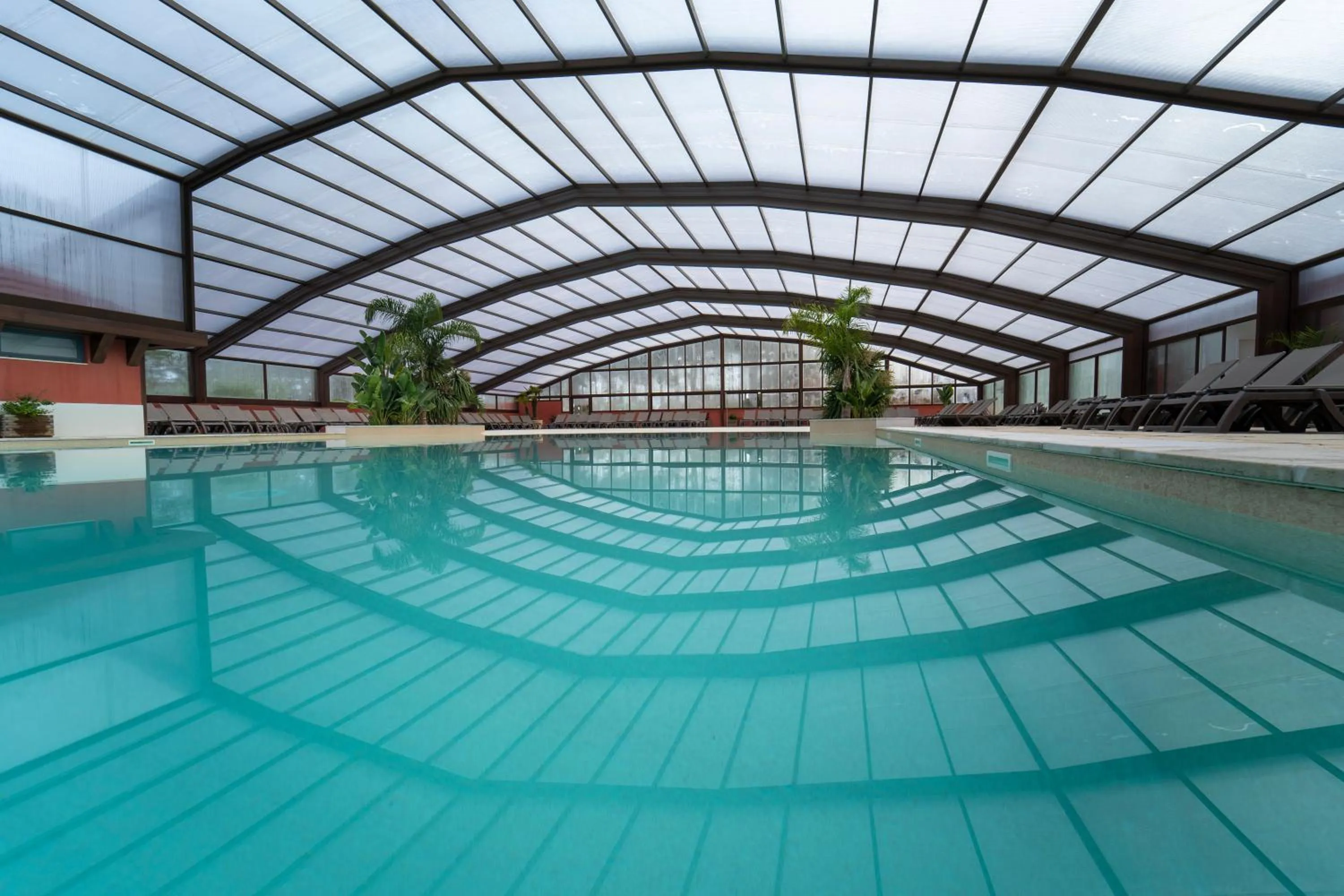 Swimming pool in Ohai Nazaré Outdoor Resort