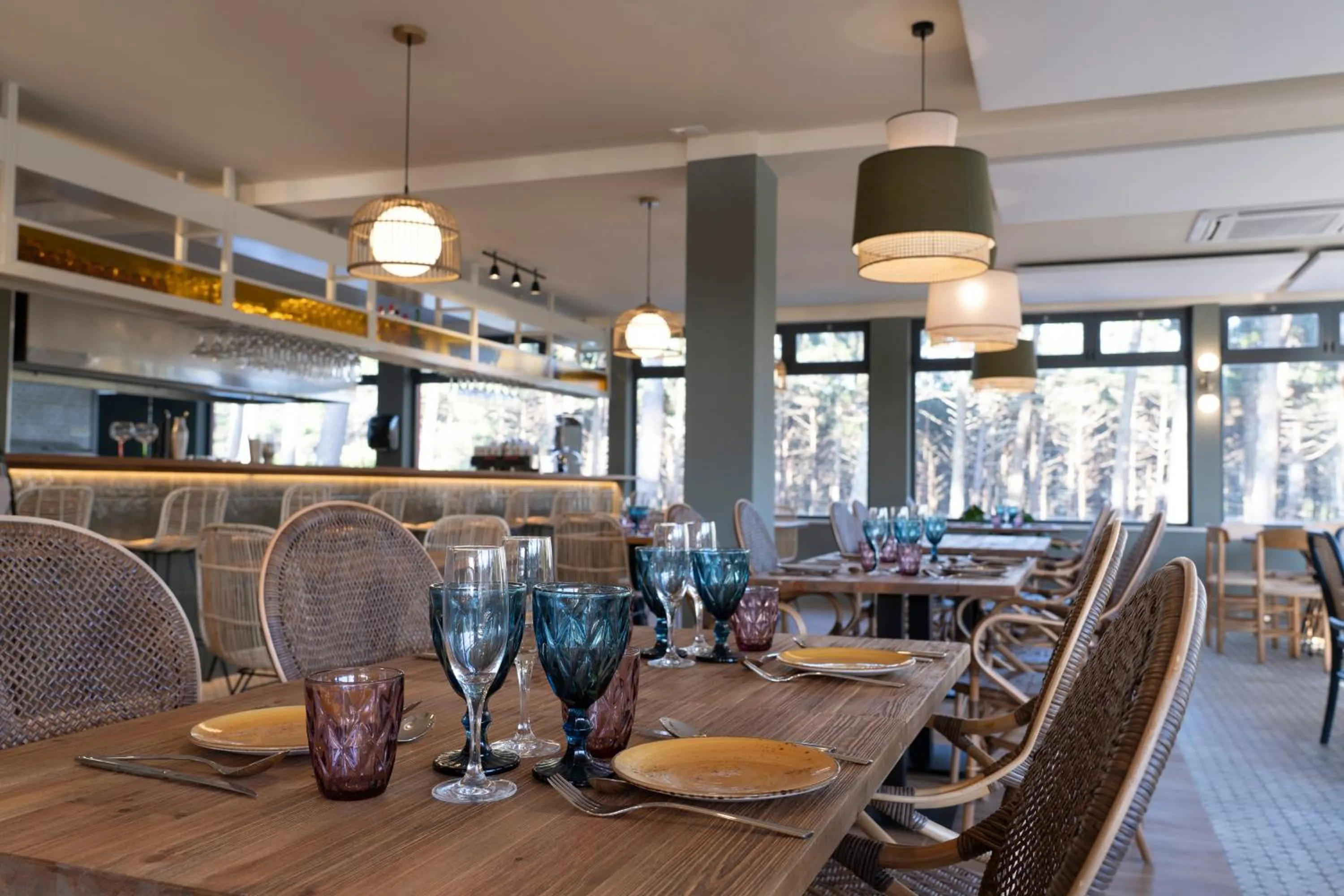 Restaurant/places to eat in Ohai Nazaré Outdoor Resort