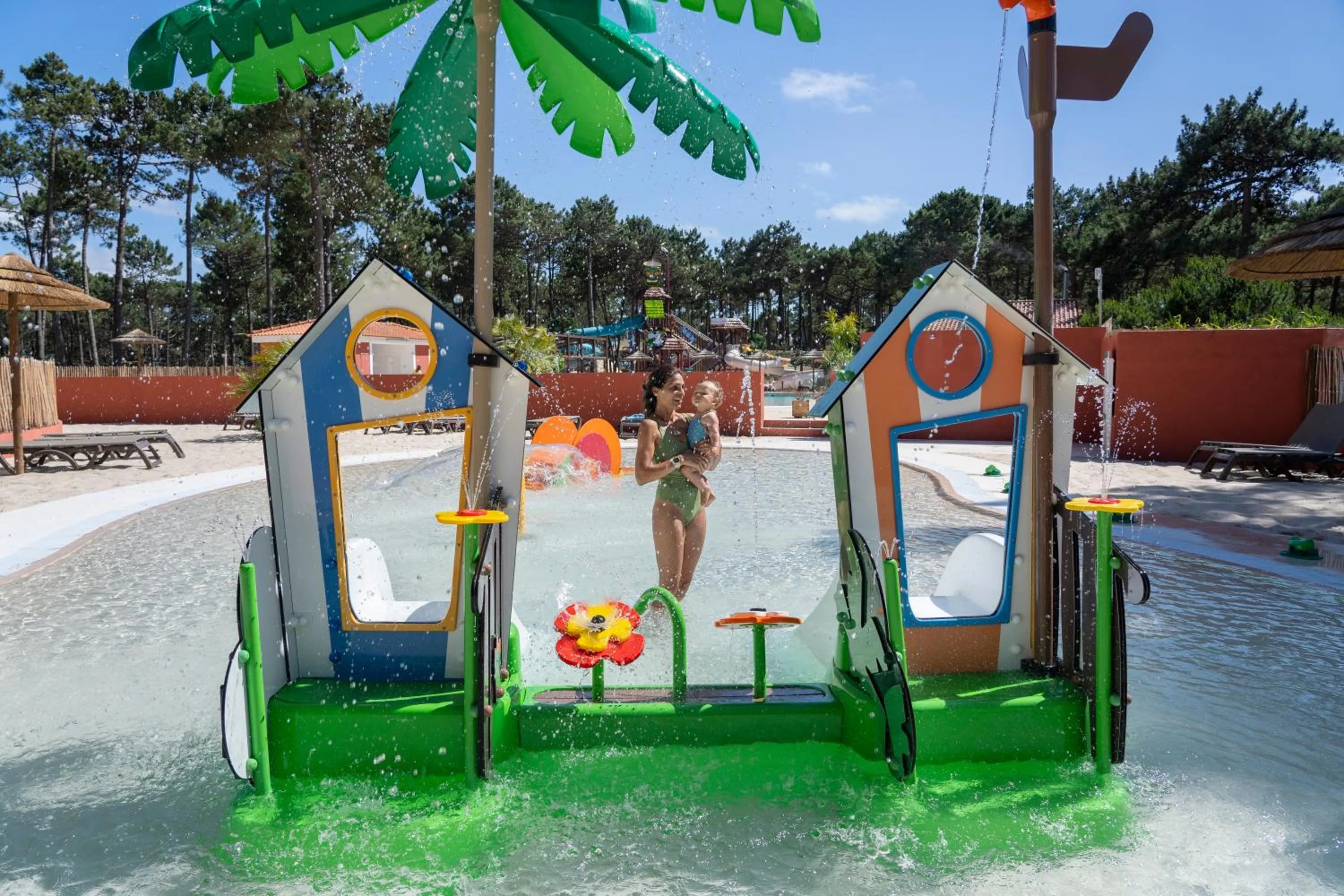 Swimming pool in Ohai Nazaré Outdoor Resort