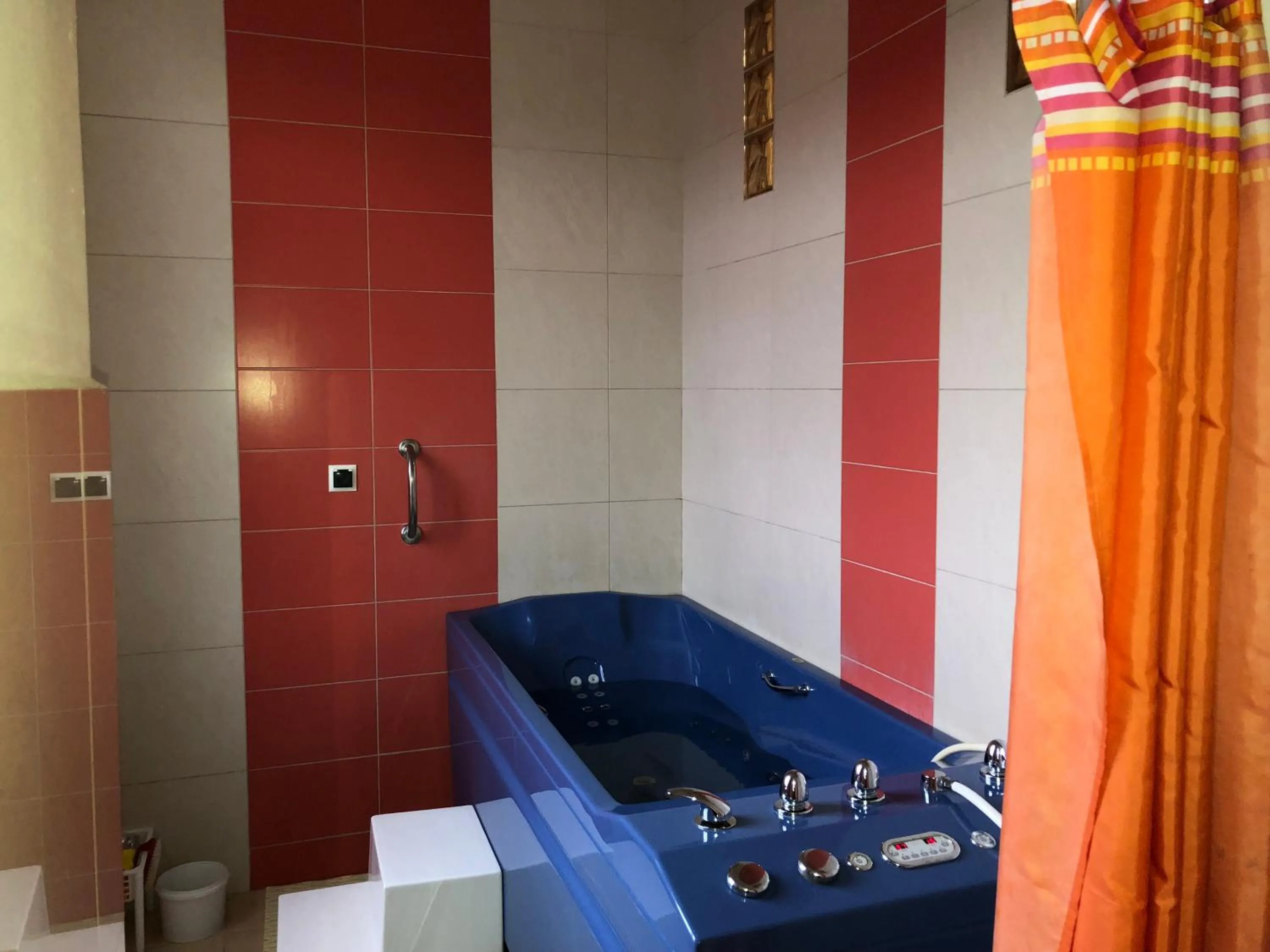 Hot Tub in SanatoriumnadKryniczanką