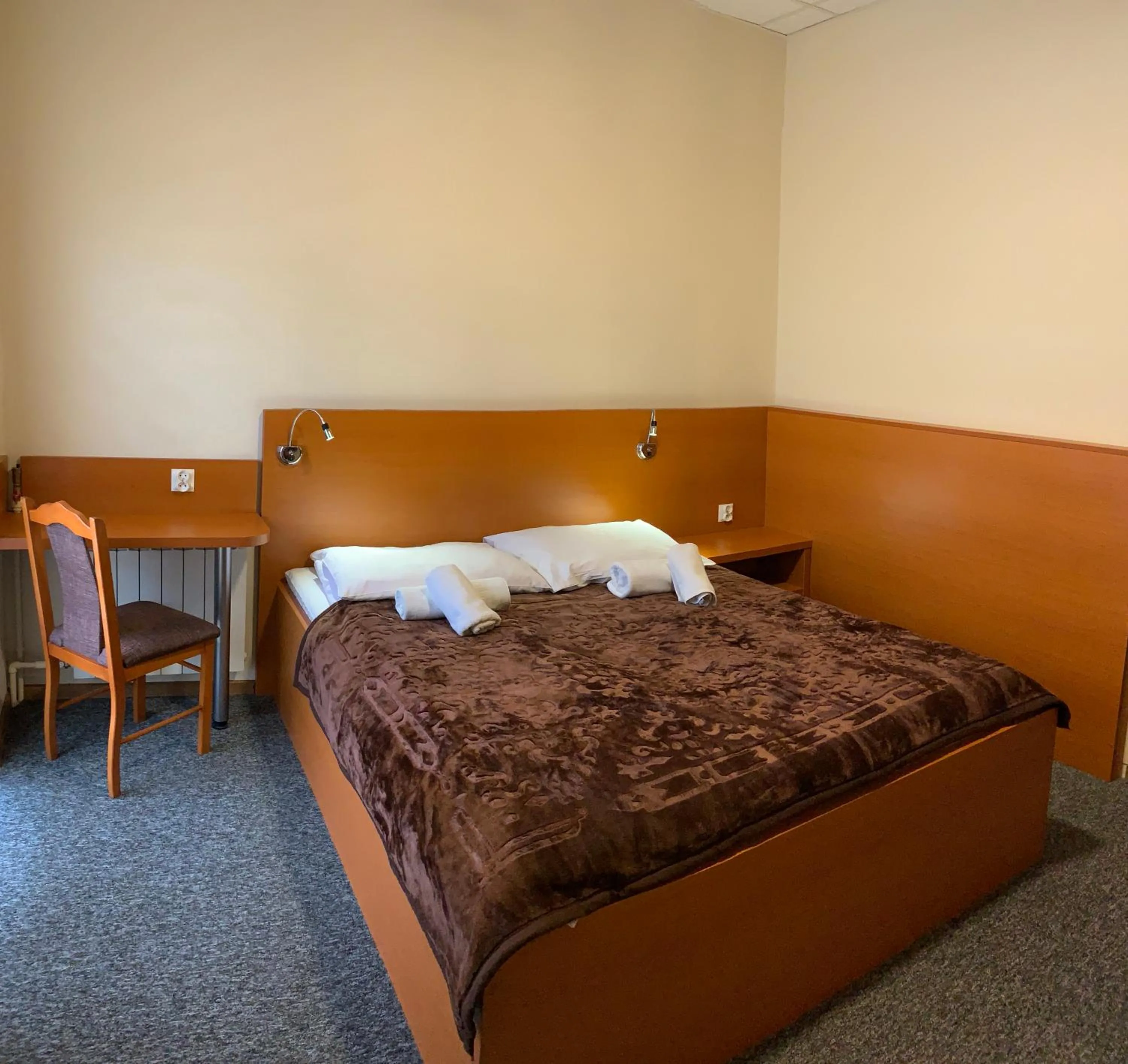 Photo of the whole room, Bed in SanatoriumnadKryniczanką