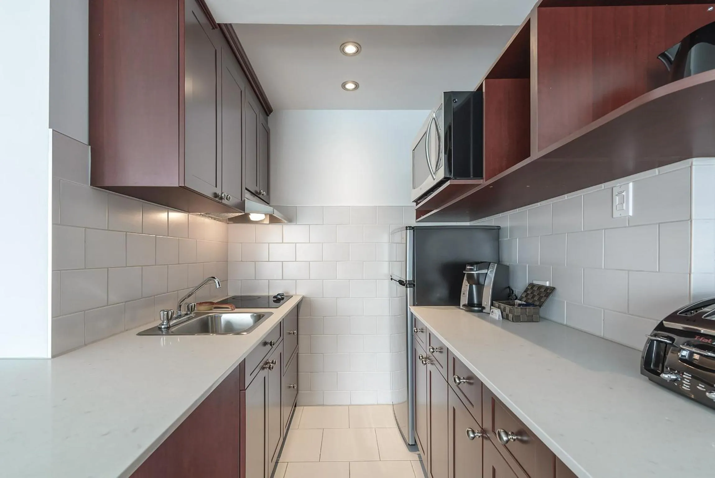 Kitchen or kitchenette in Terrasse Royale Hotel