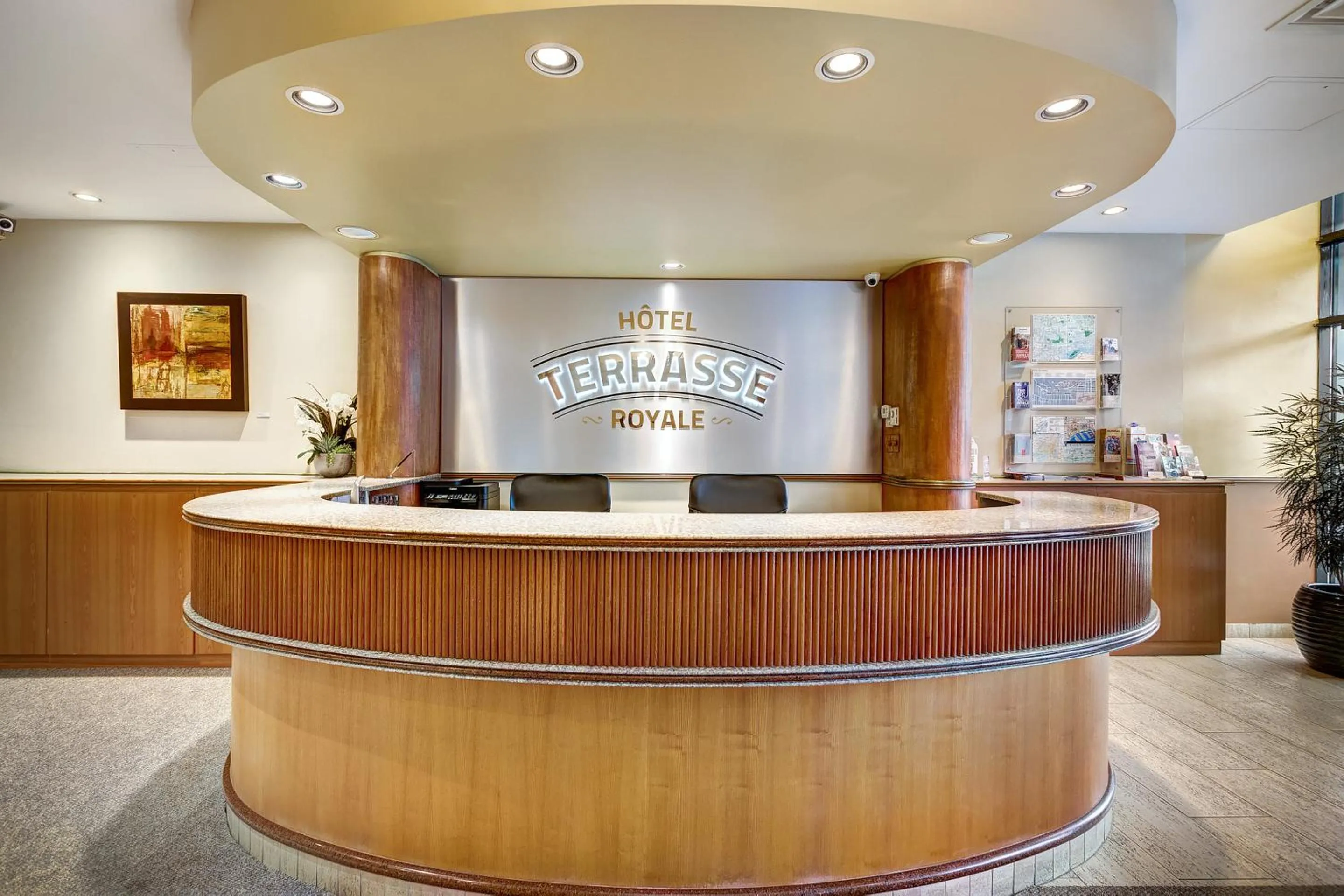 Lobby or reception in Terrasse Royale Hotel
