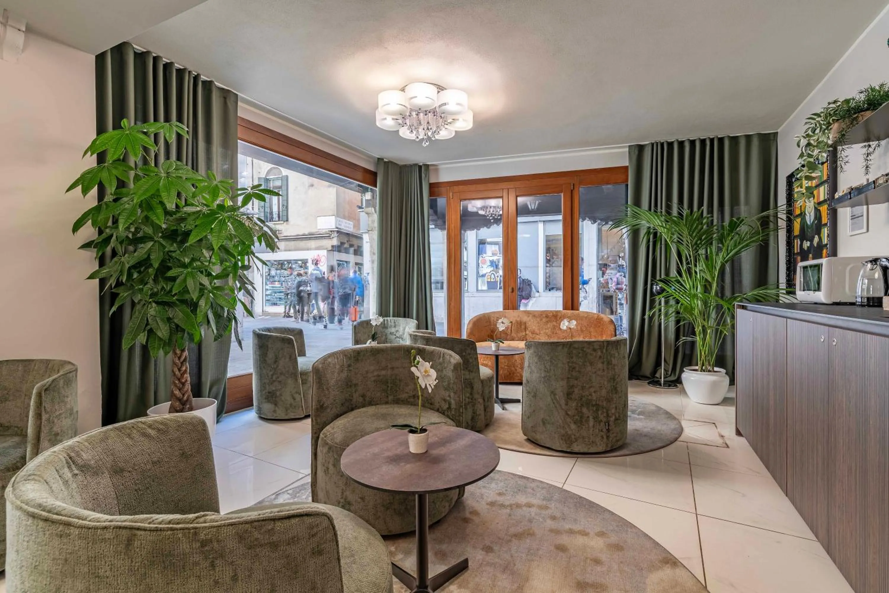 Property building in Hotel Grifoni