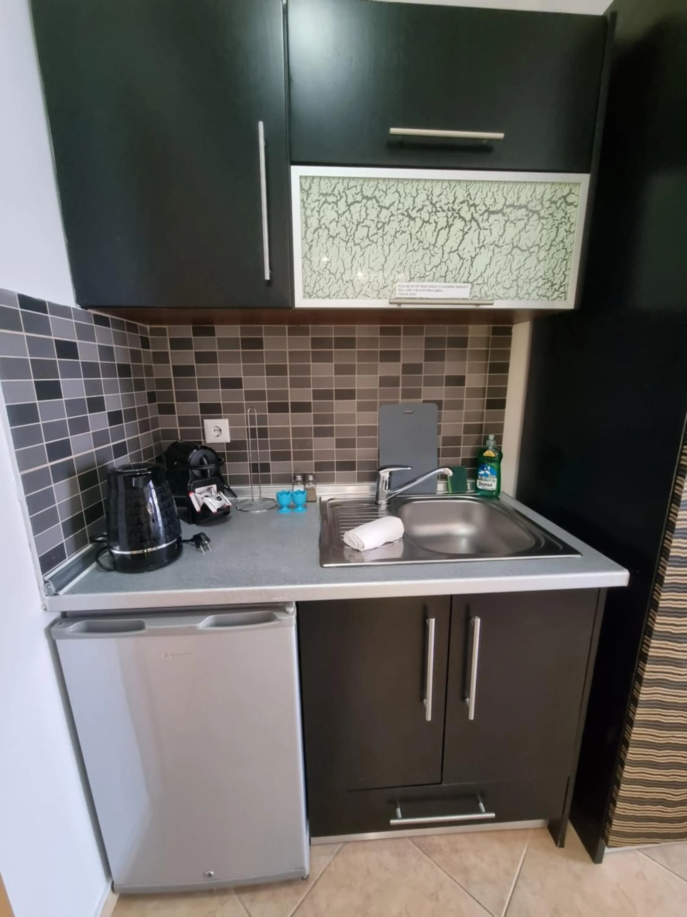 GreenHill Holiday Suites