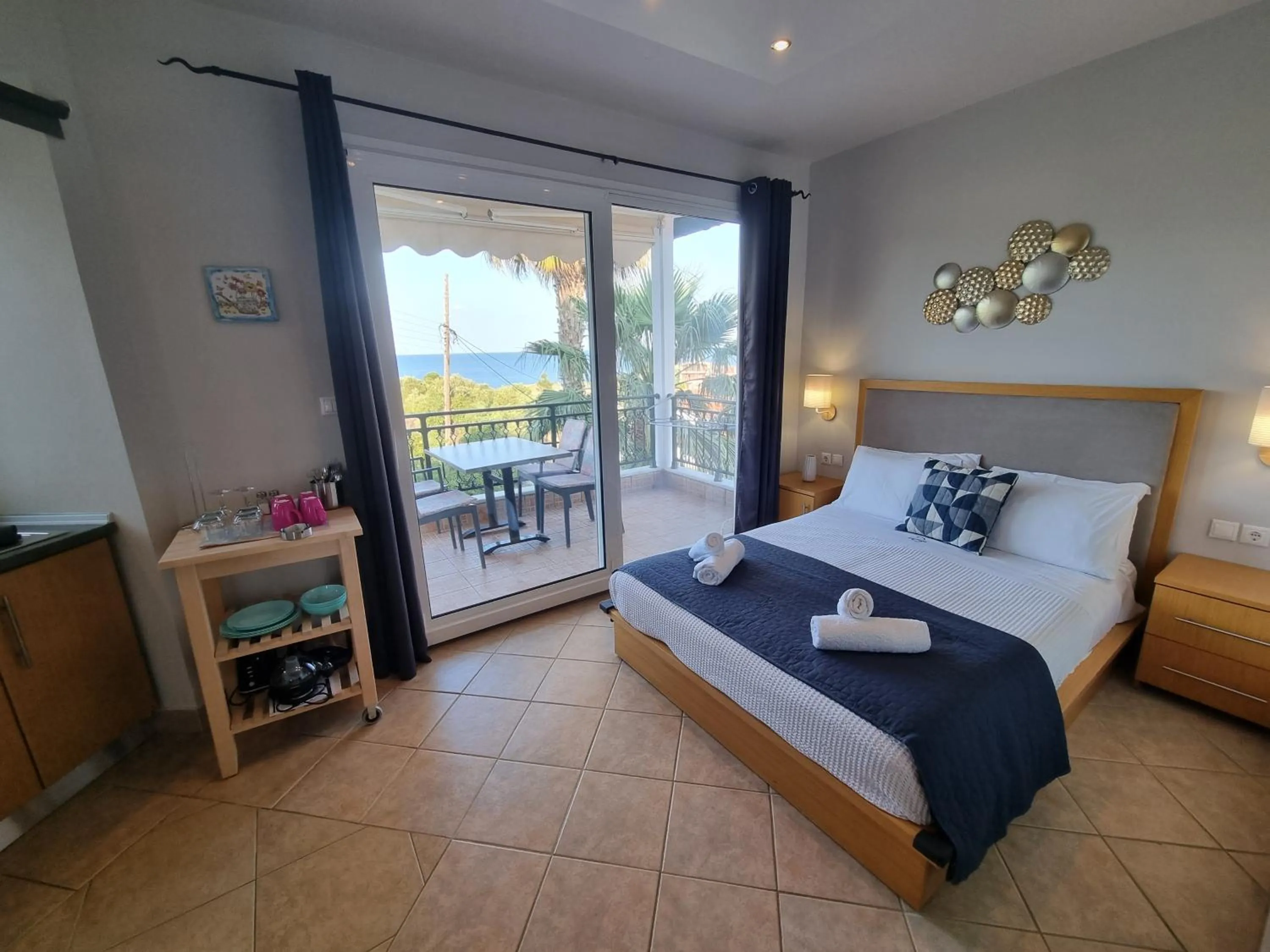Bed in GreenHill Holiday Suites