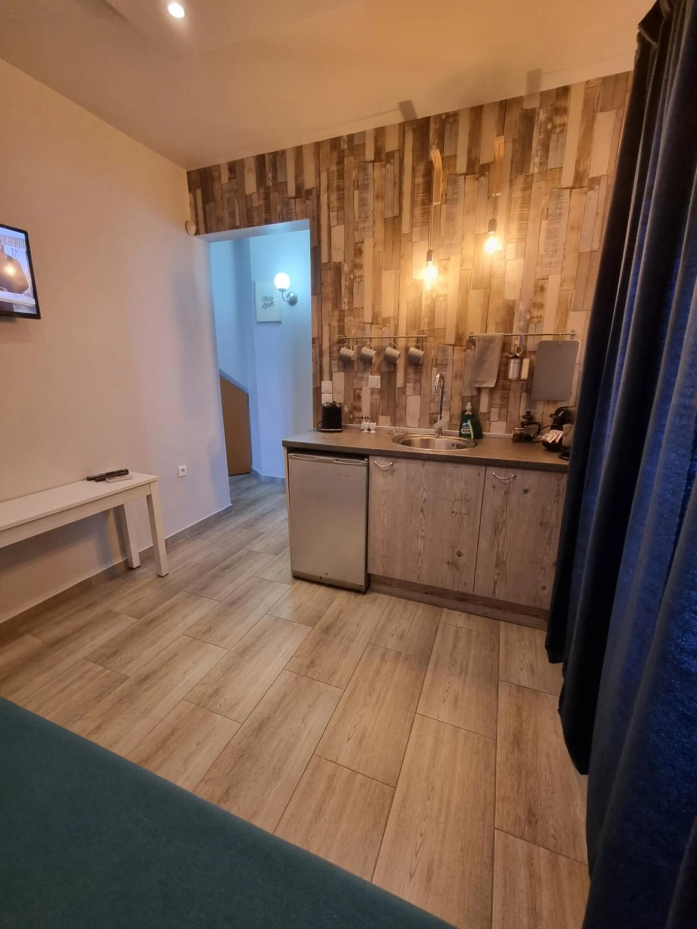 GreenHill Holiday Suites
