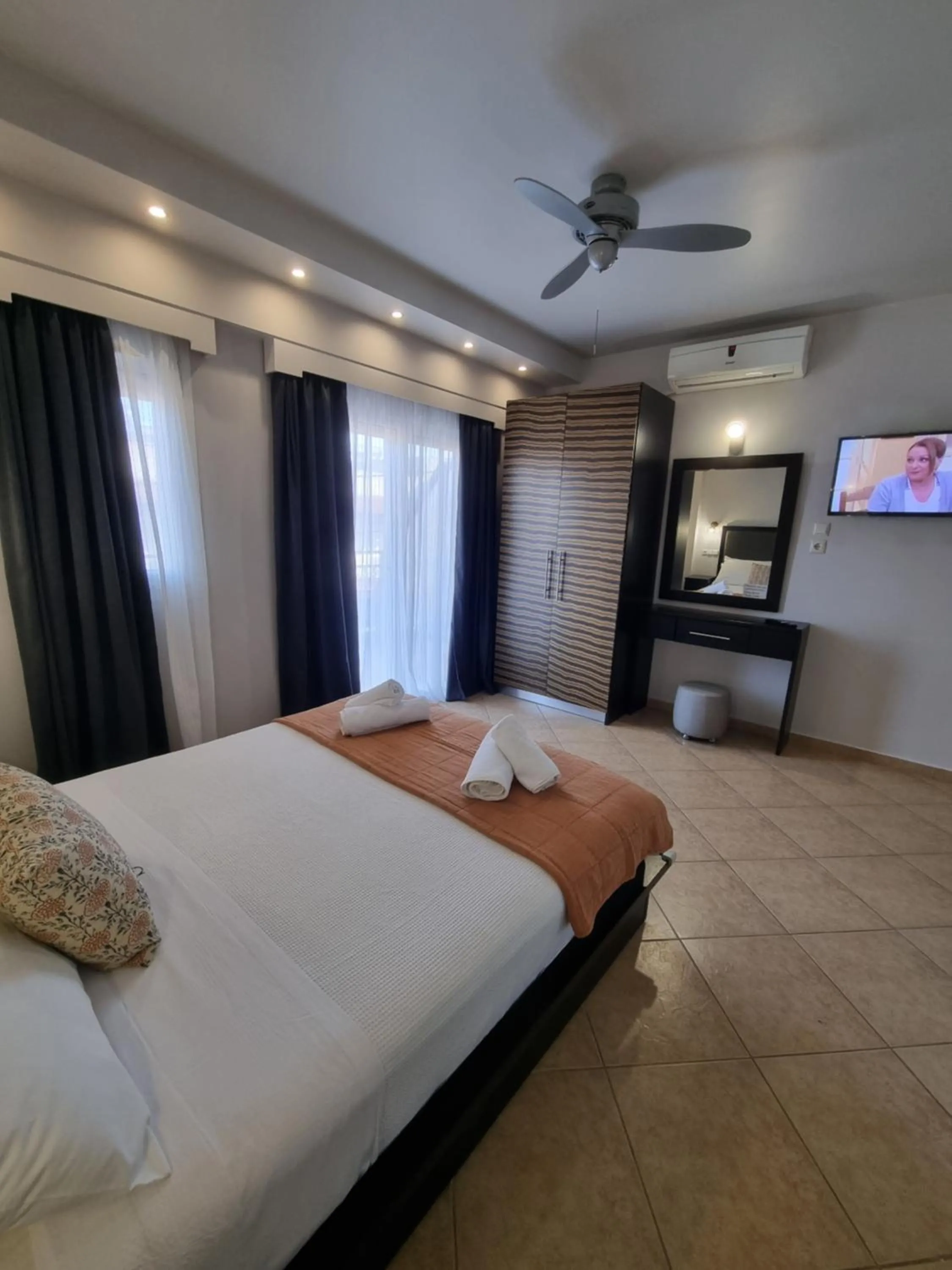 Bed in GreenHill Holiday Suites