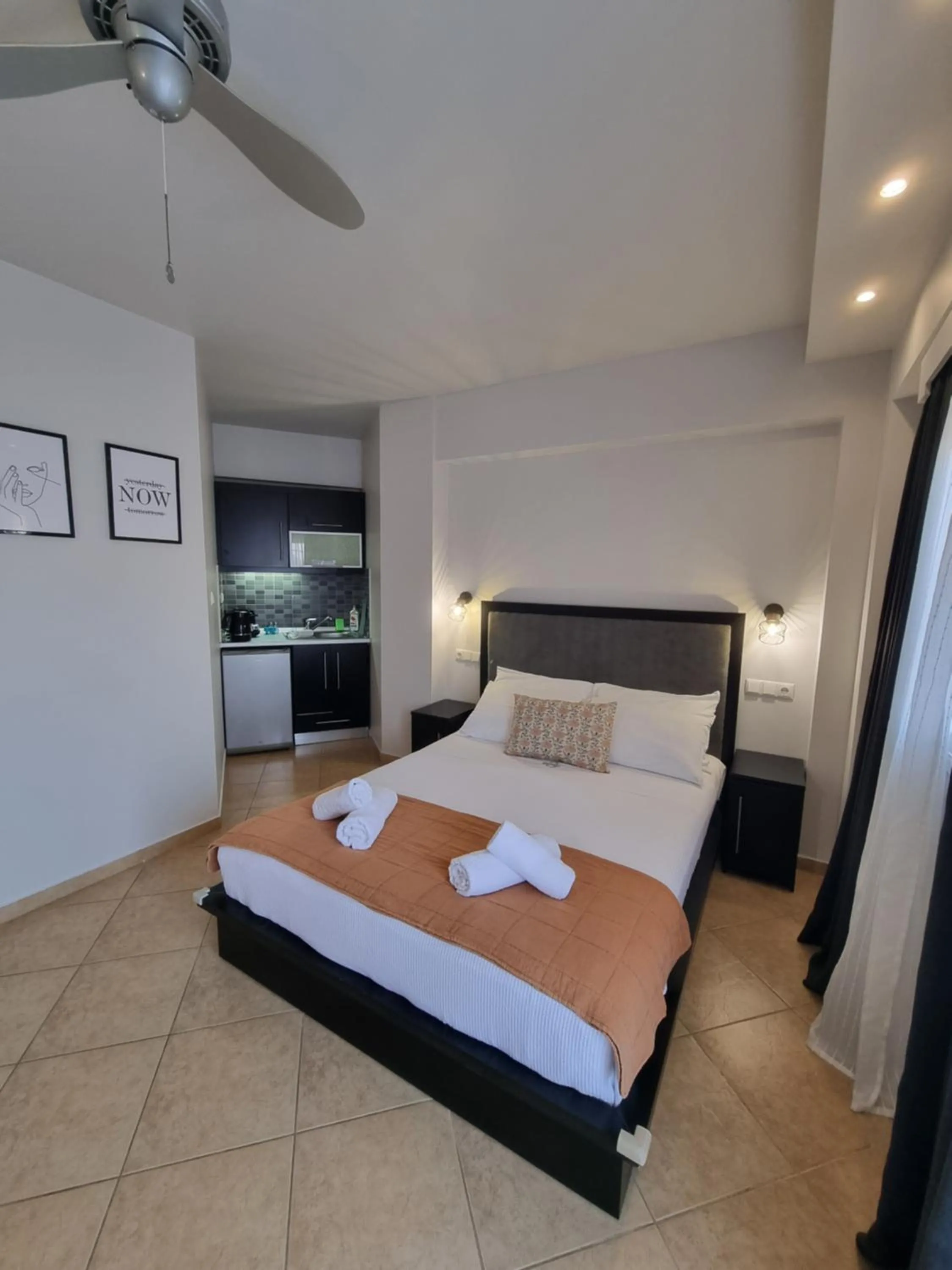 Bed in GreenHill Holiday Suites