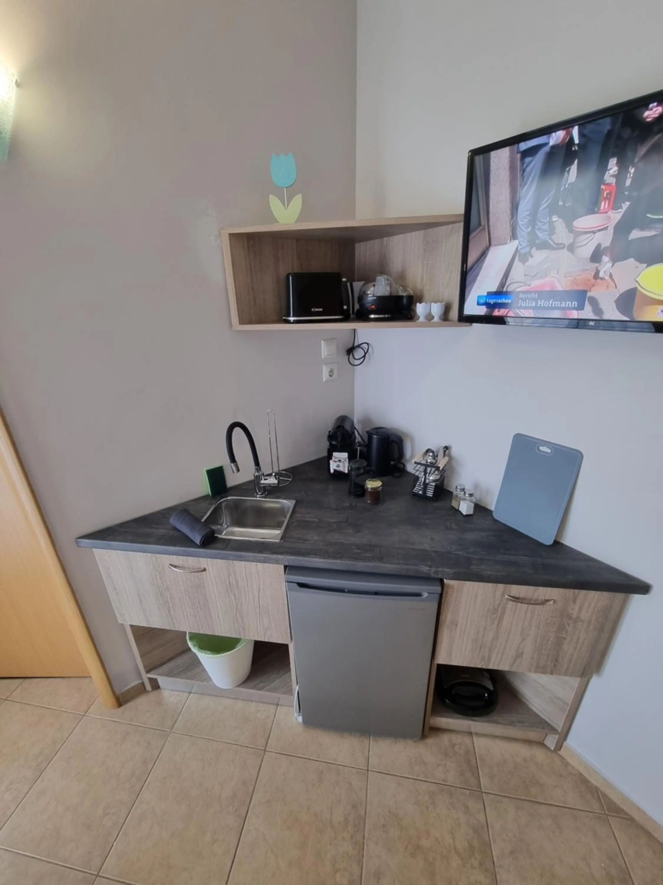 GreenHill Holiday Suites