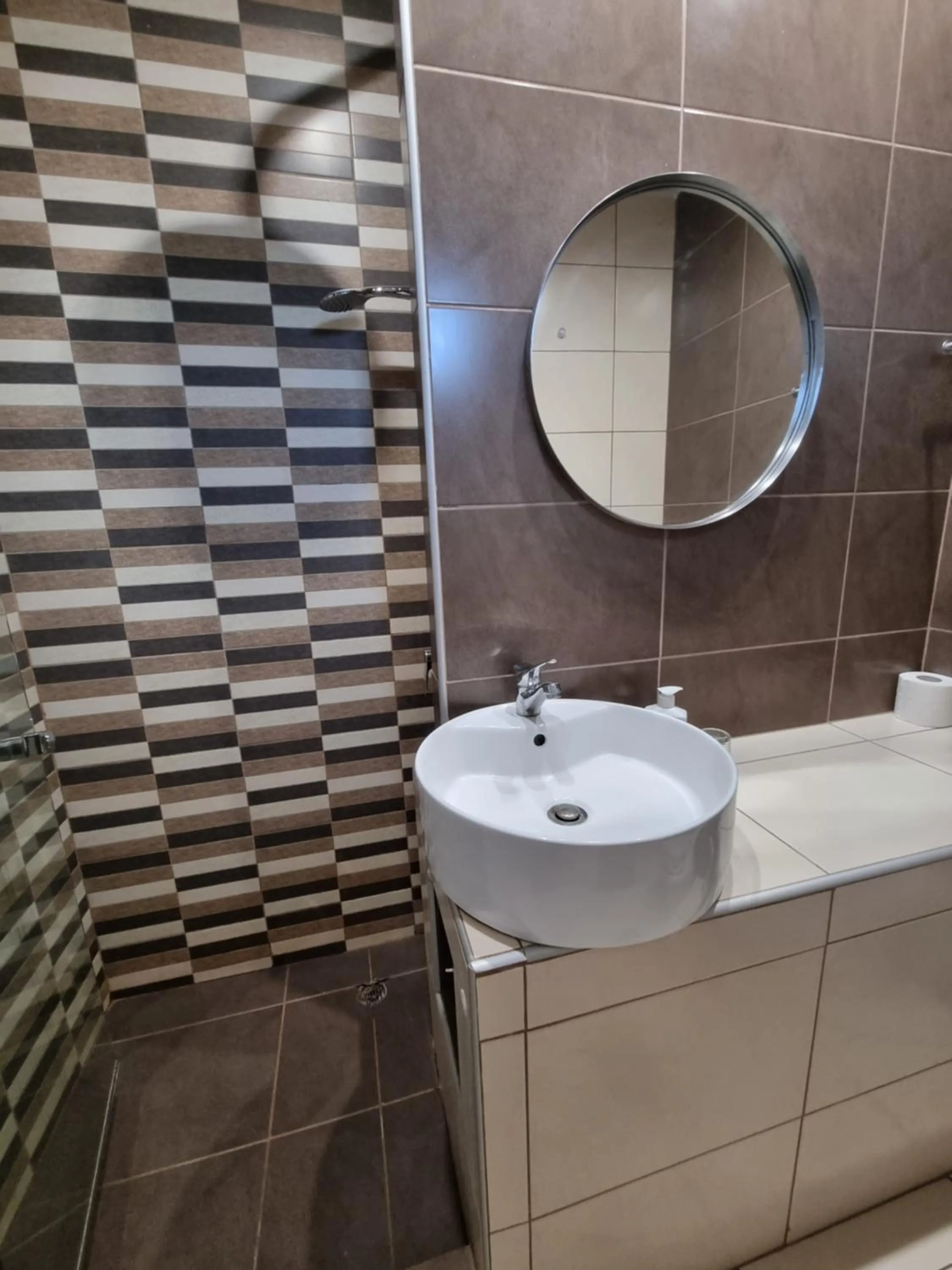 GreenHill Holiday Suites