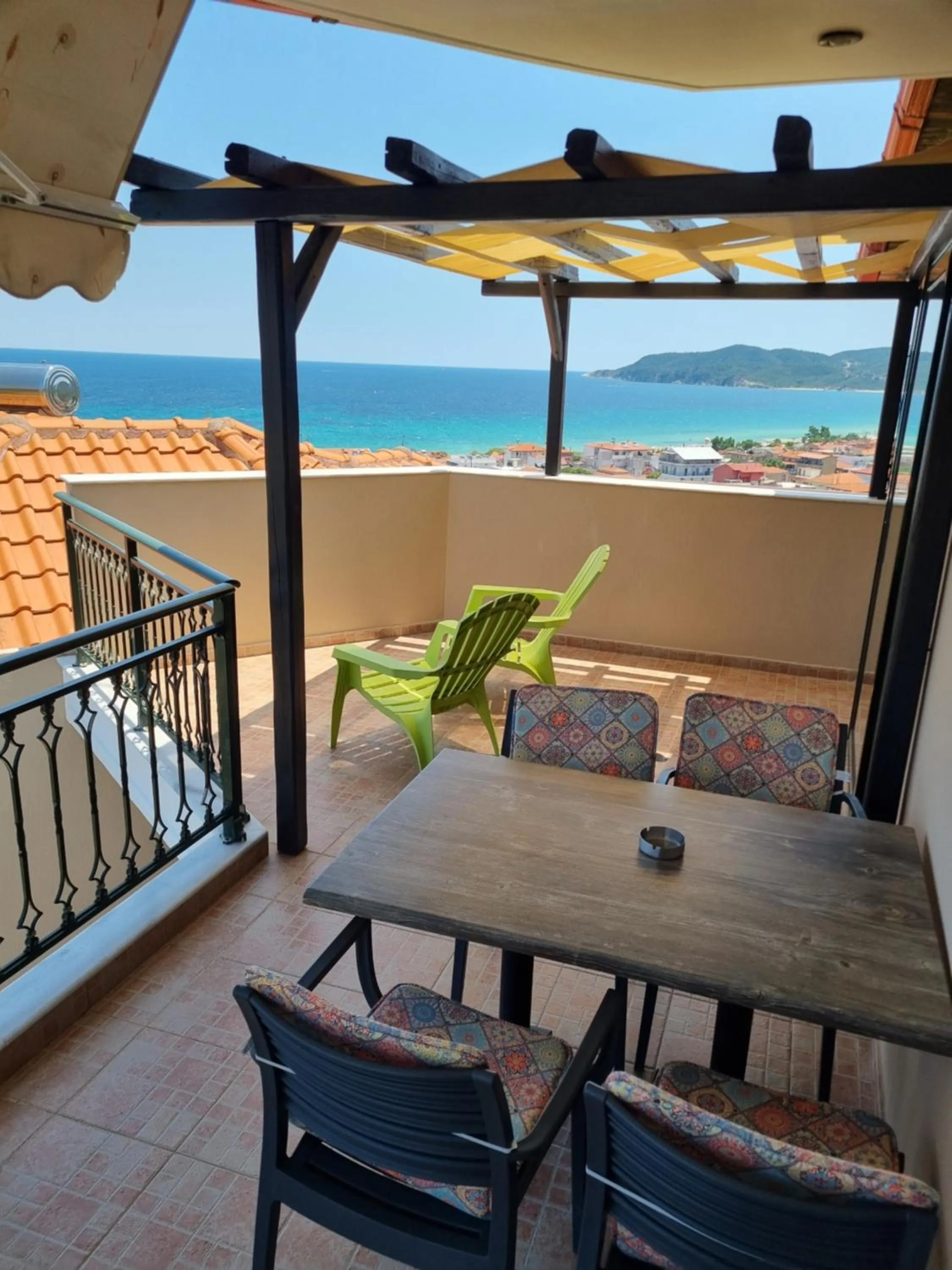 GreenHill Holiday Suites
