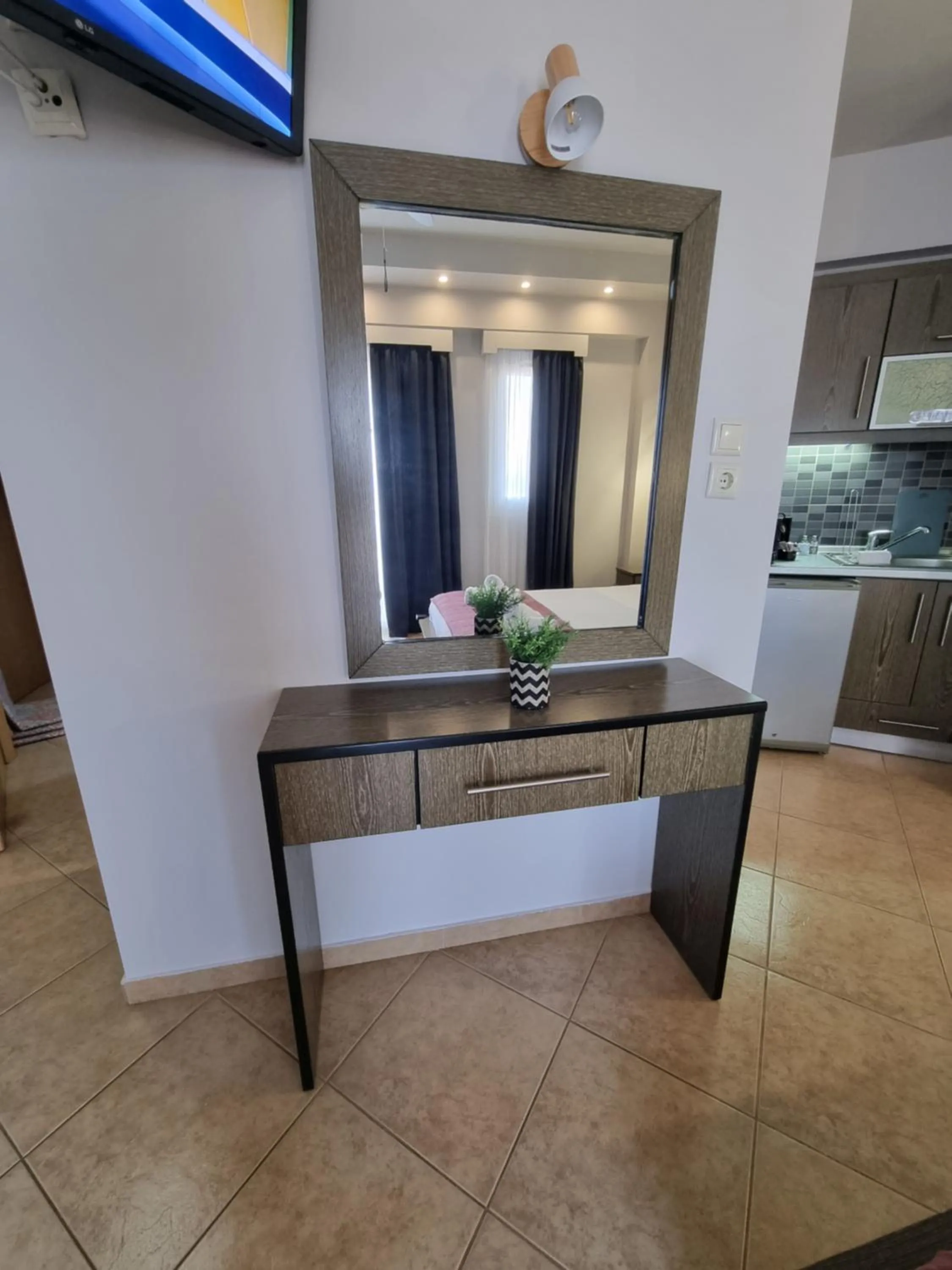 GreenHill Holiday Suites