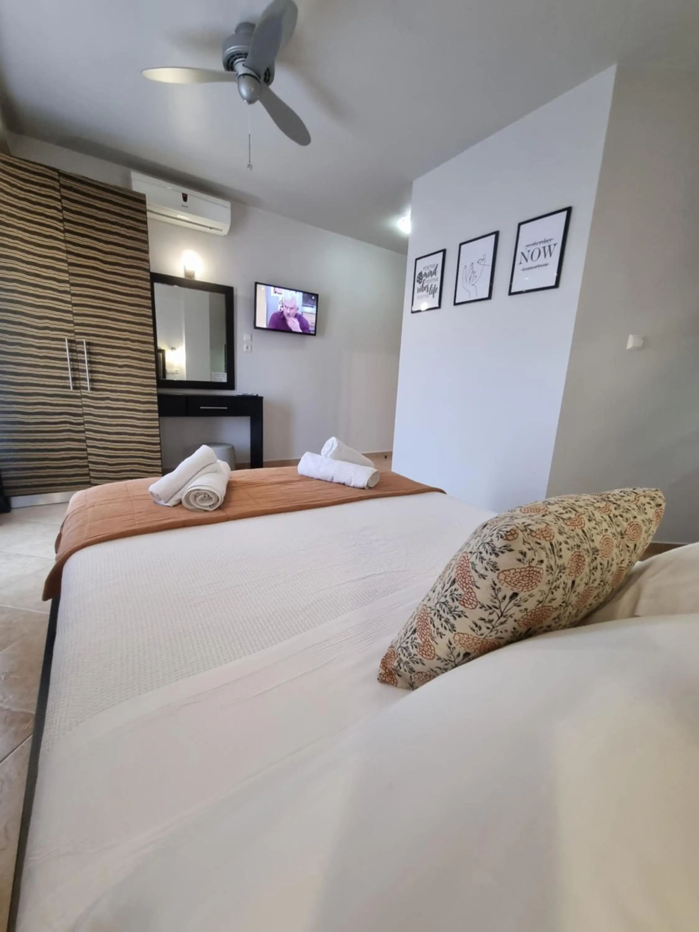 Bed in GreenHill Holiday Suites