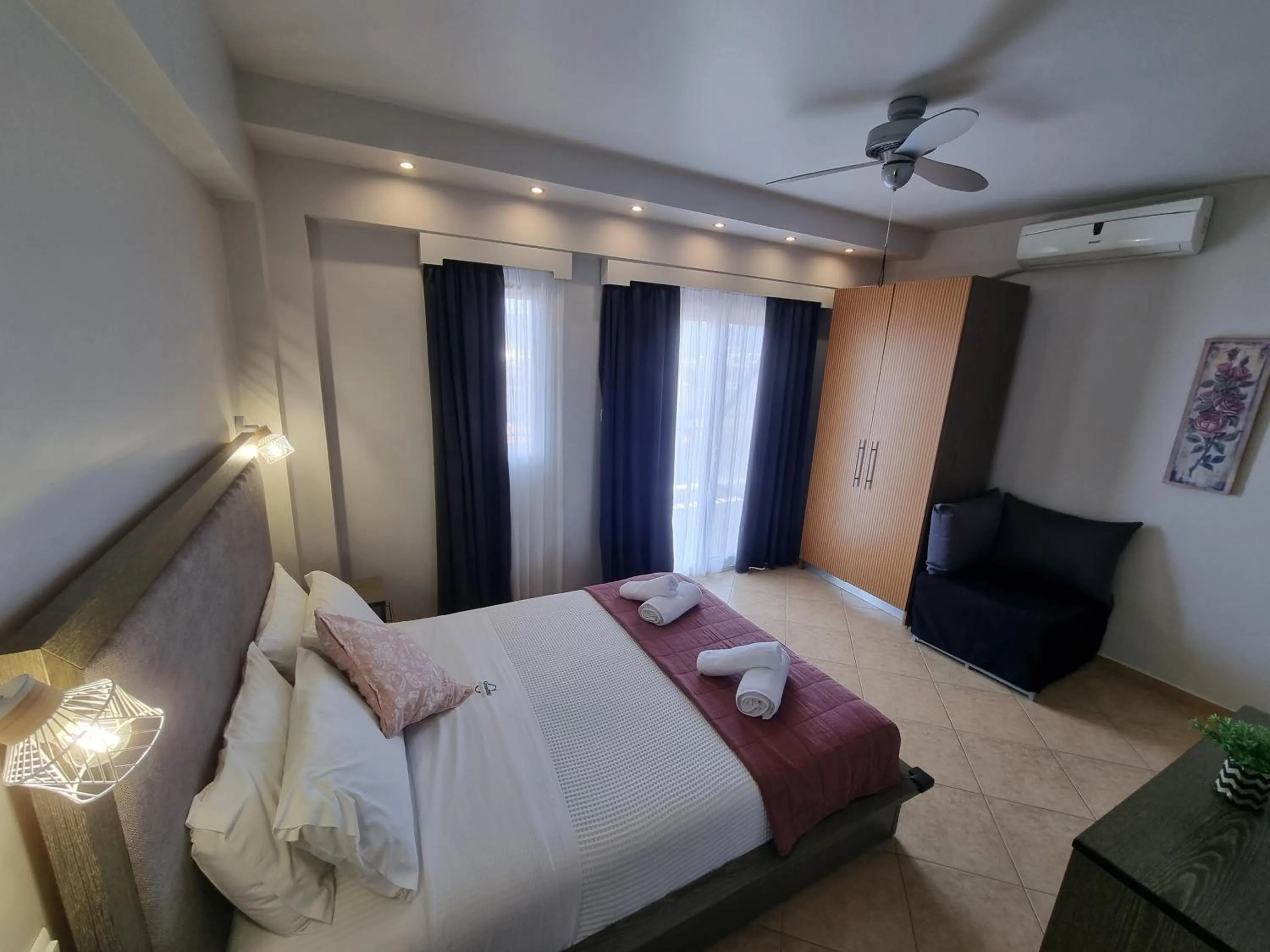 Bed in GreenHill Holiday Suites