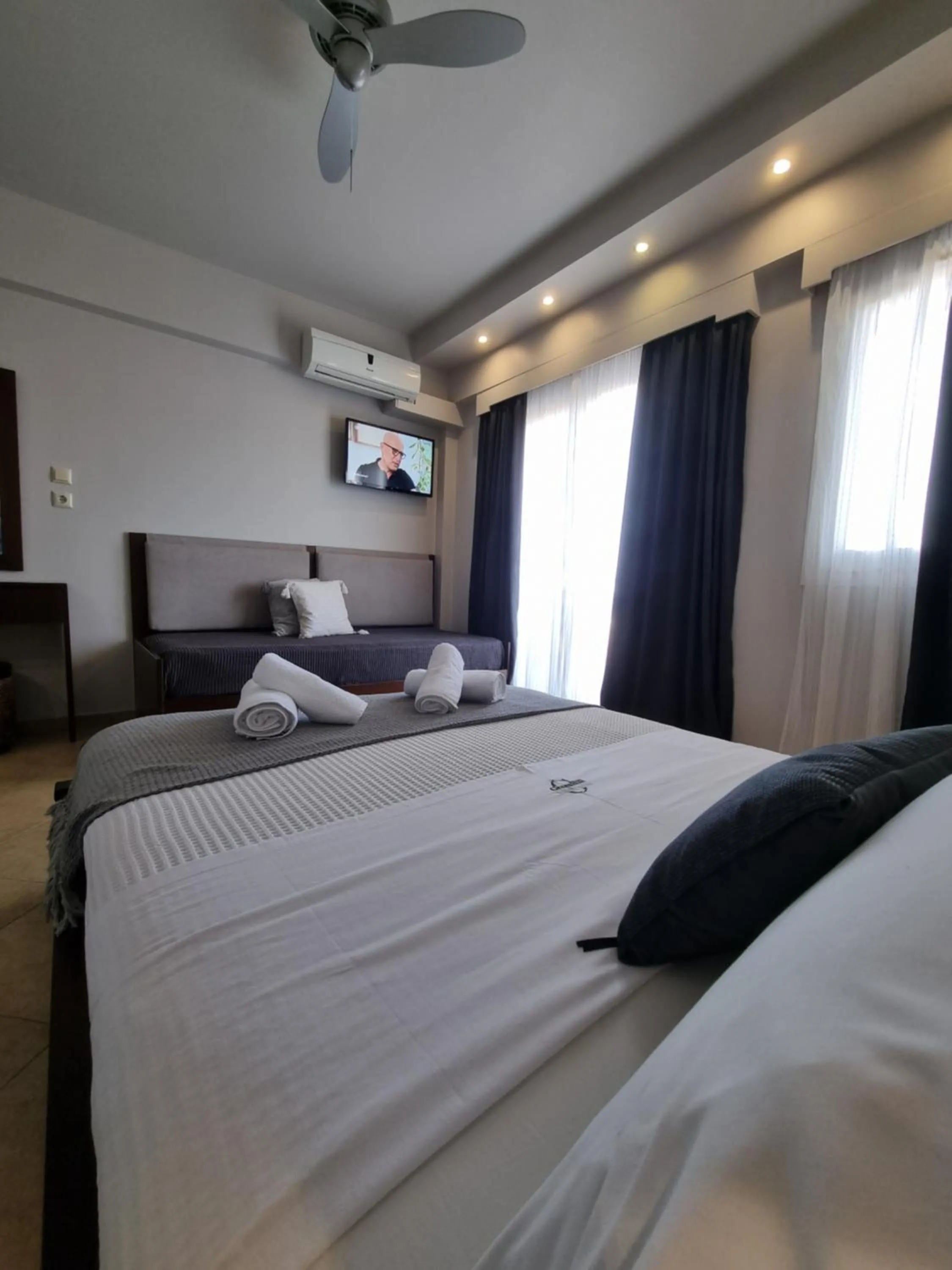 Bed in GreenHill Holiday Suites