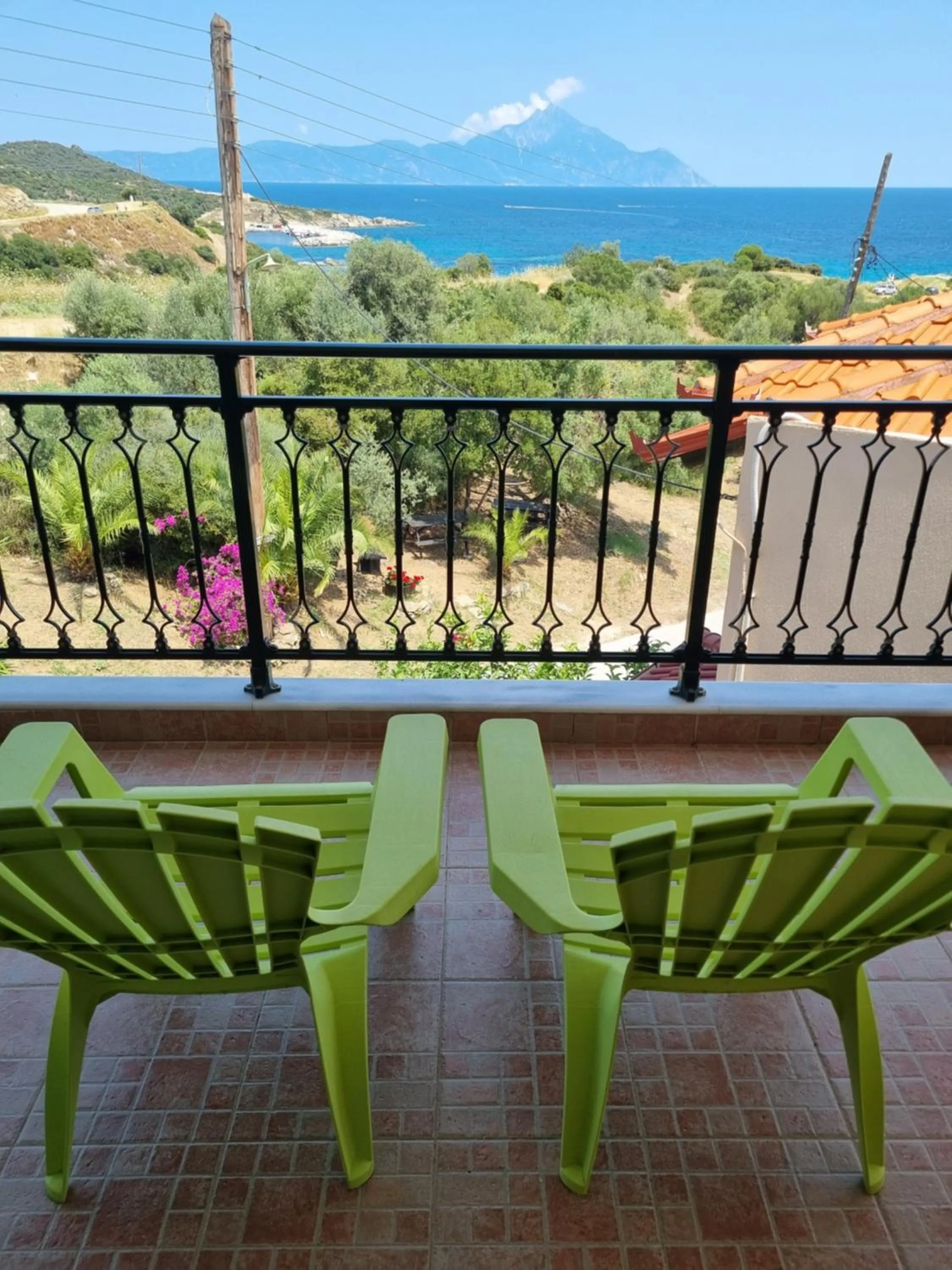 GreenHill Holiday Suites