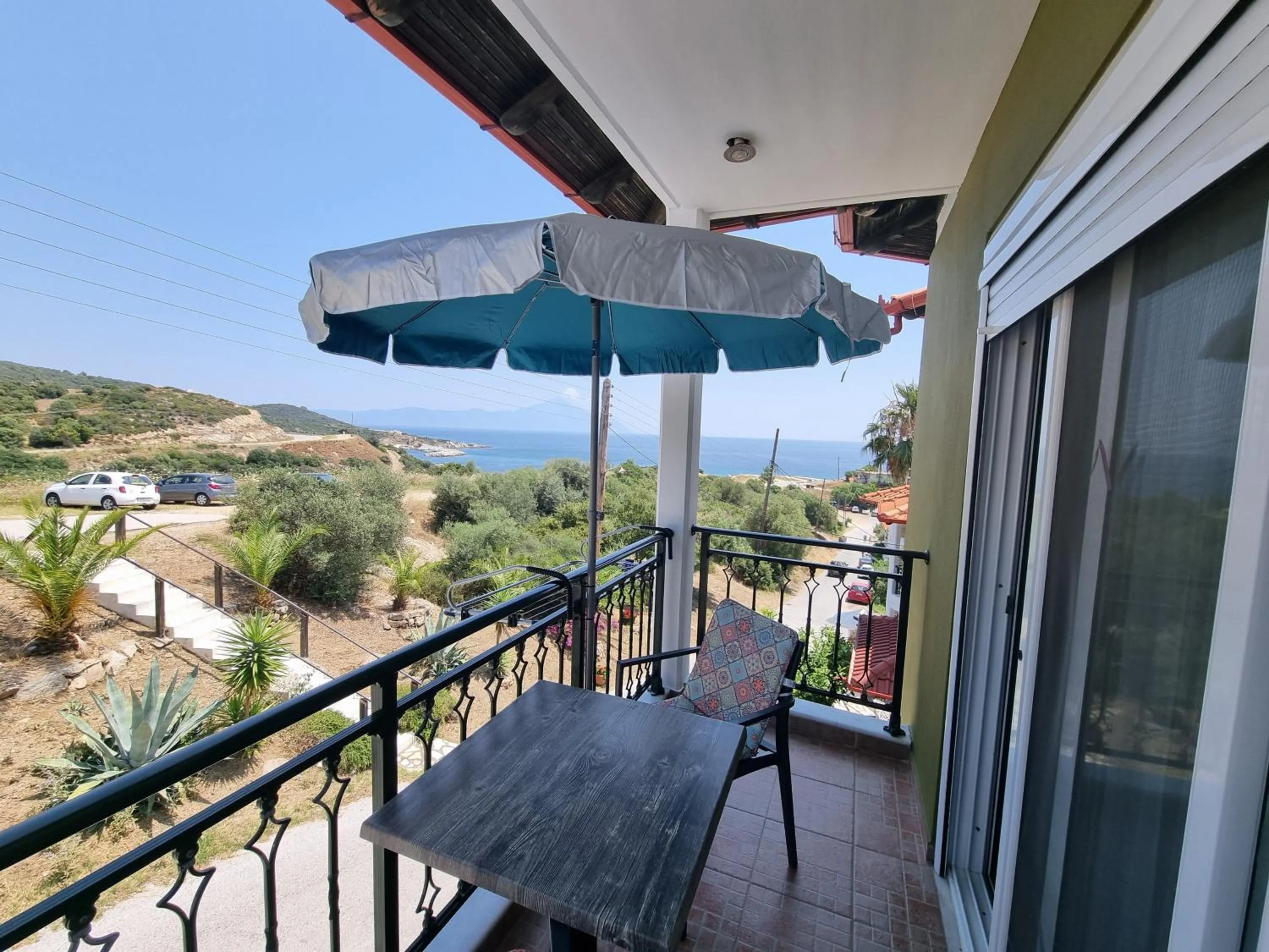 GreenHill Holiday Suites