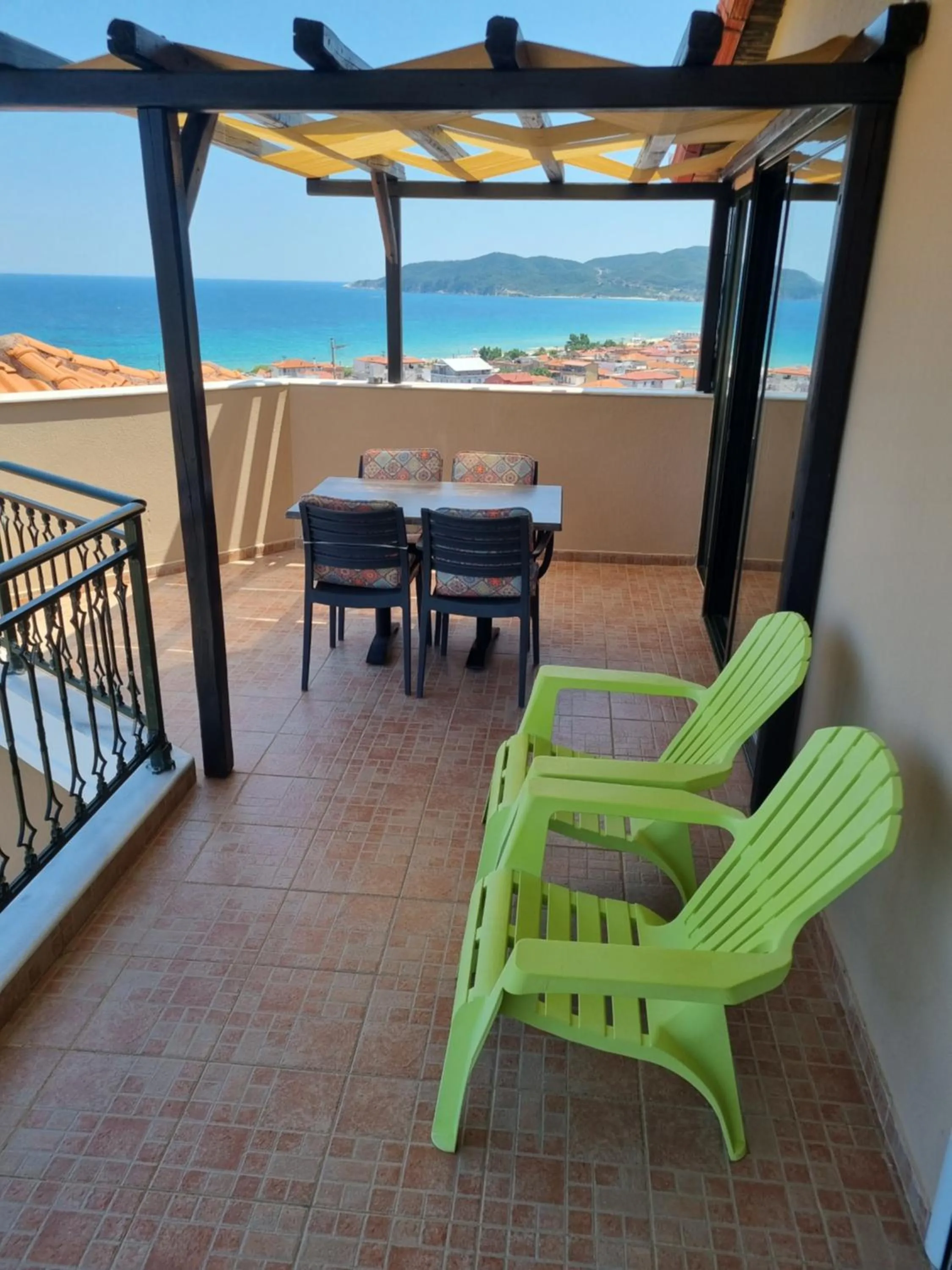 GreenHill Holiday Suites