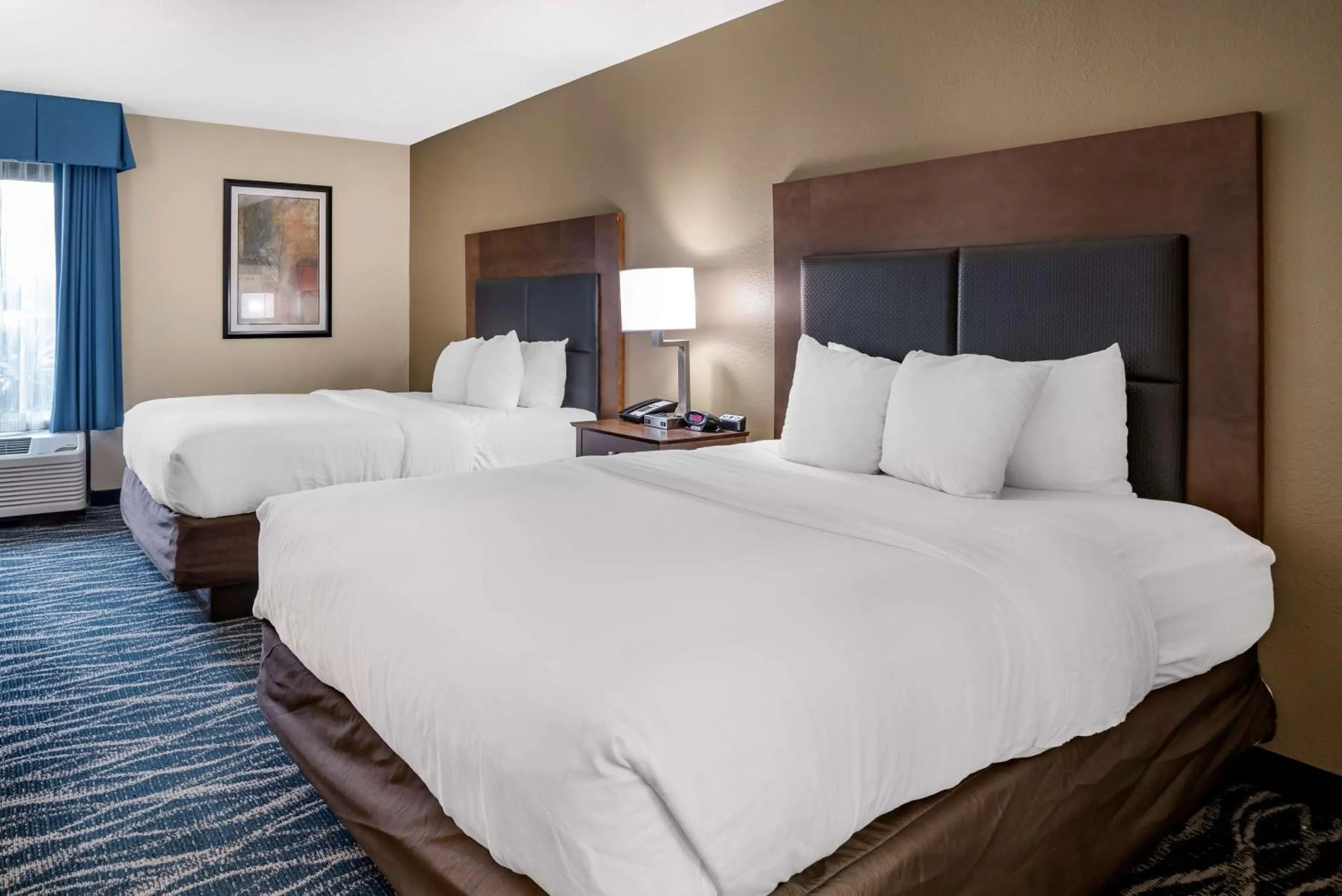 Bedroom, Bed in Comfort Inn & Suites Newark - Wilmington