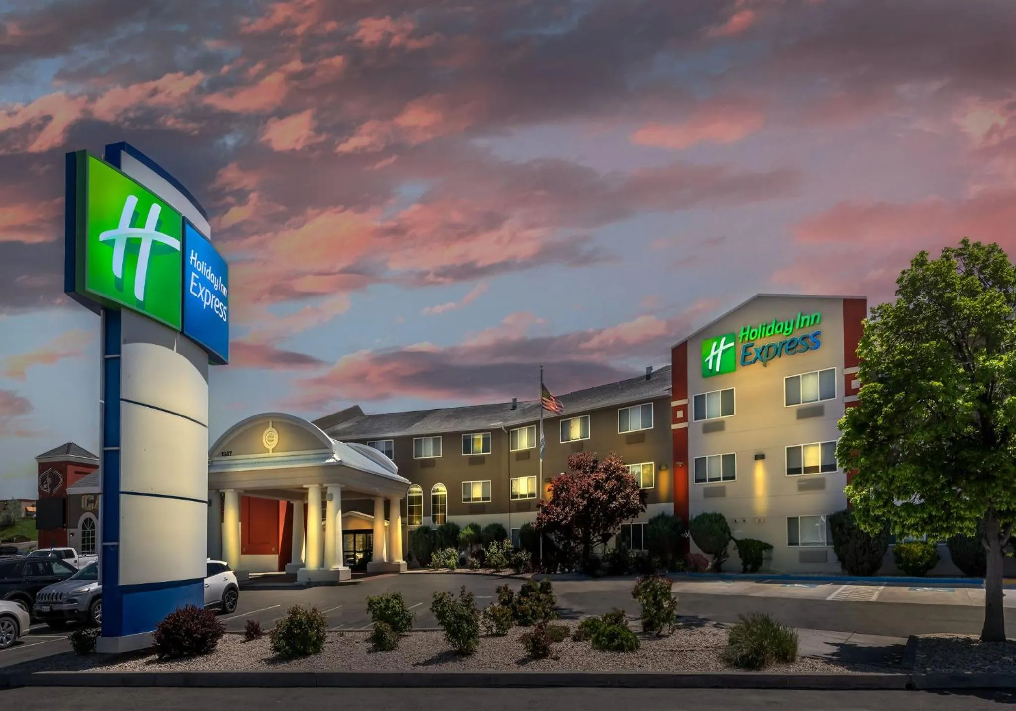 Property building in Holiday Inn Express Winnemucca by IHG
