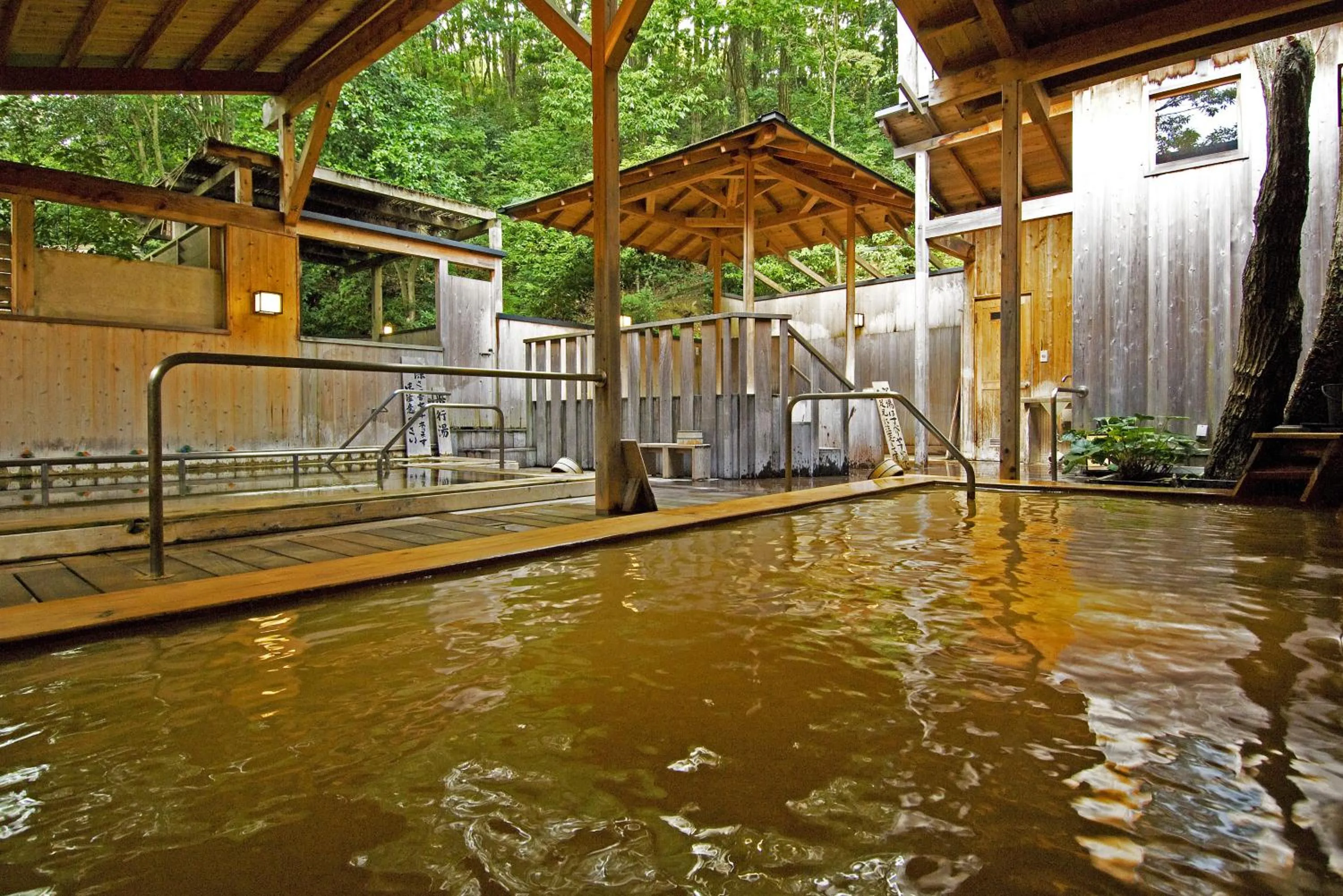 Hot Spring Bath in Ginsuisou Choraku