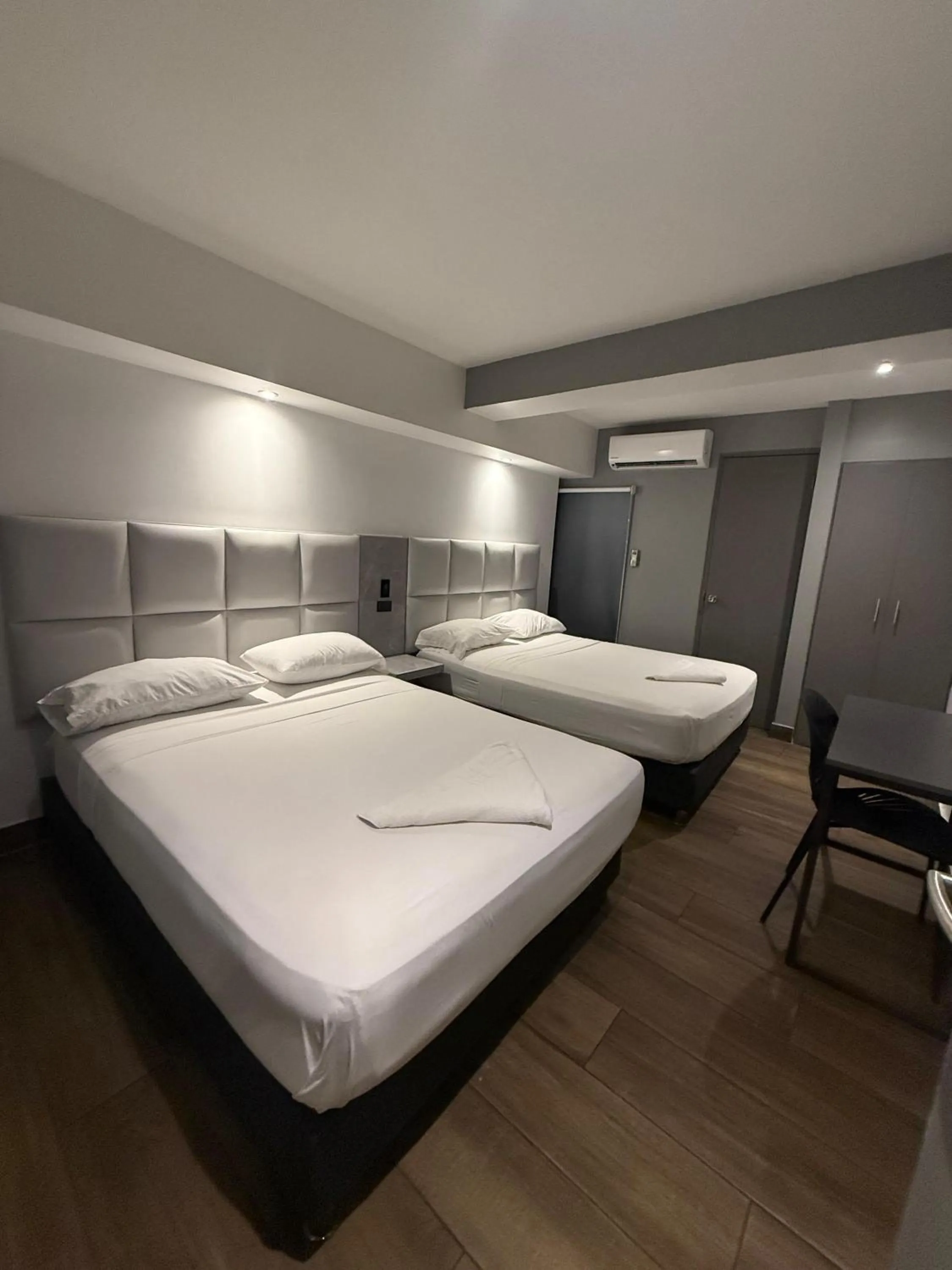 Photo of the whole room, Bed in Residencial & Hotel Palazzo