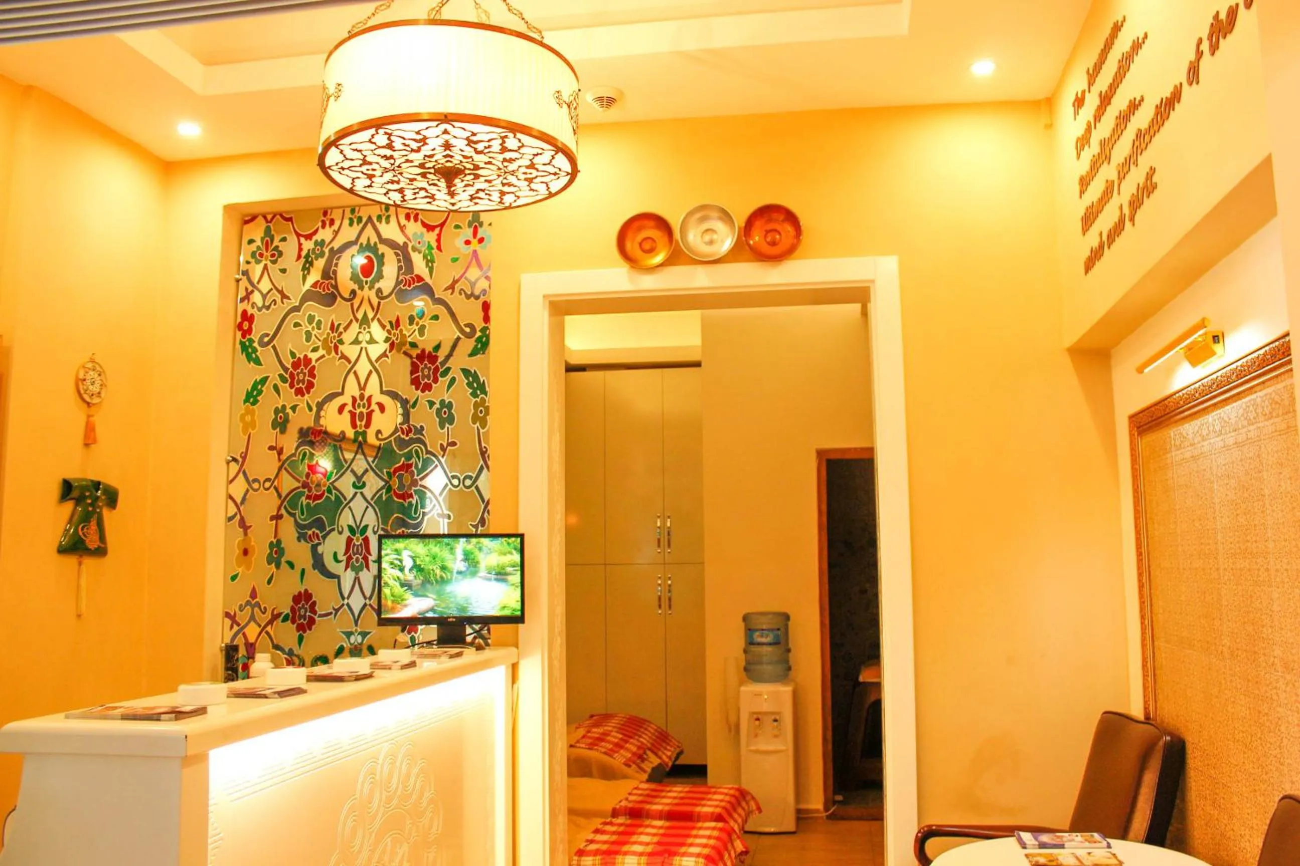 Ark Apart and Suite Hotel