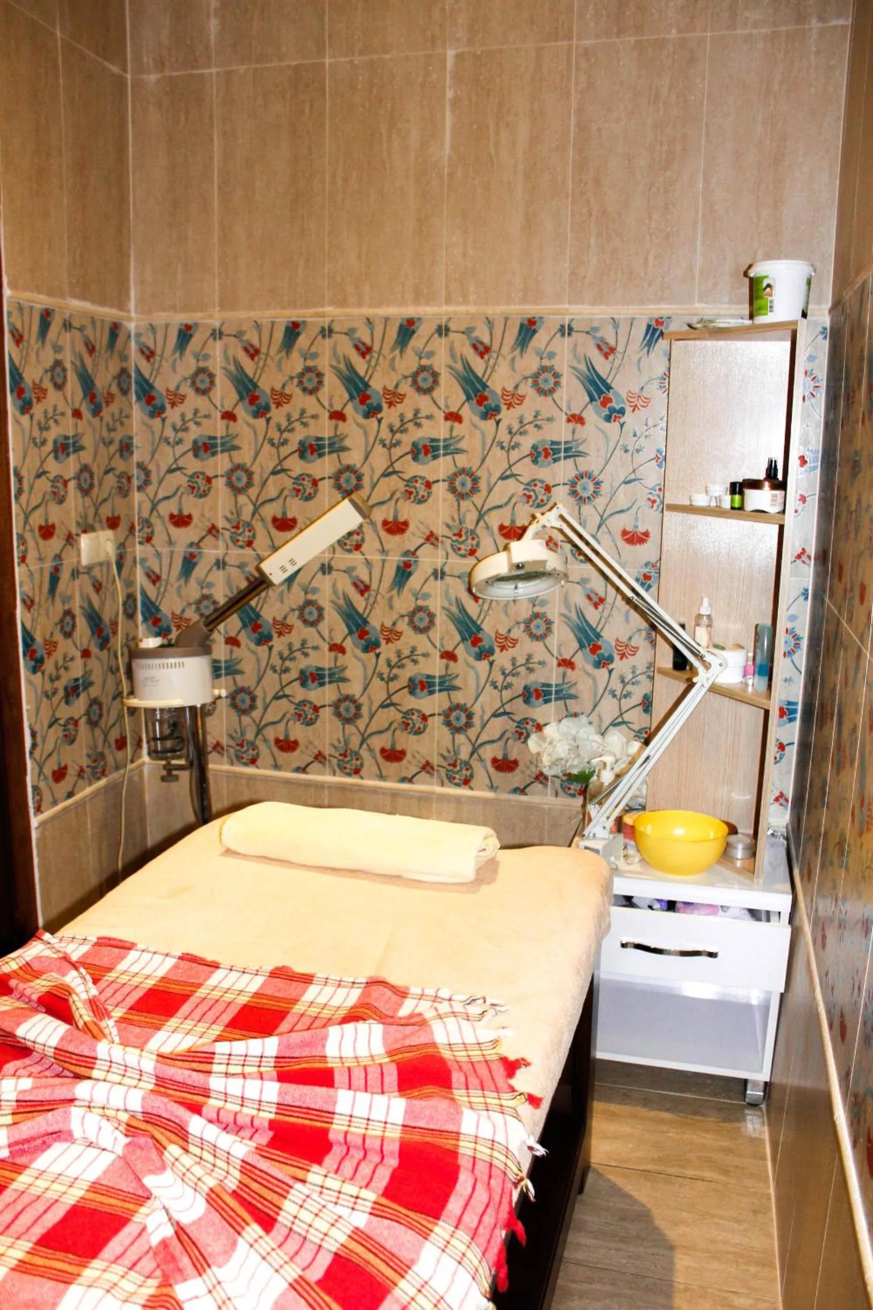 Bed in Ark Apart and Suite Hotel