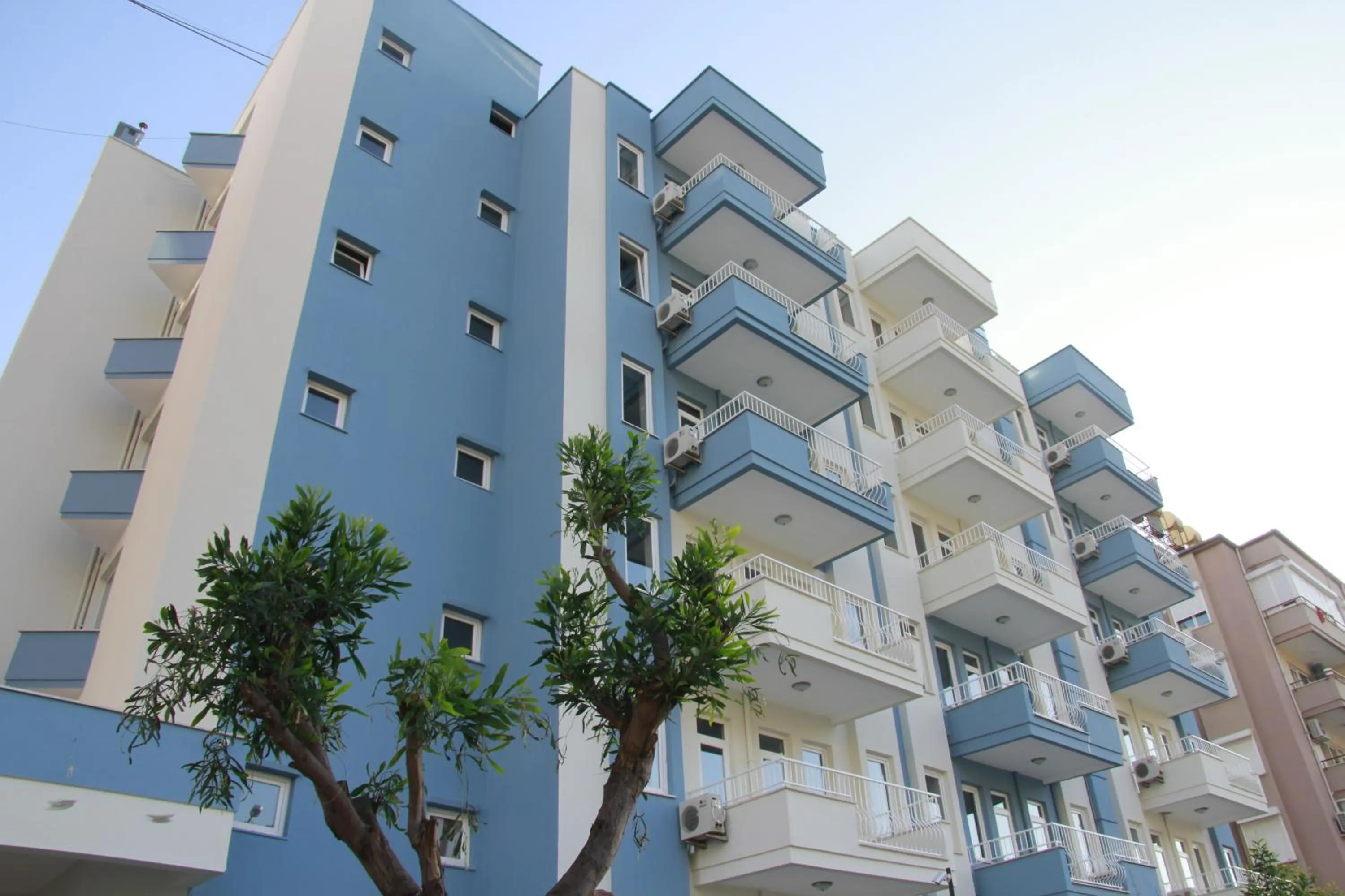 Facade/entrance in Ark Apart and Suite Hotel