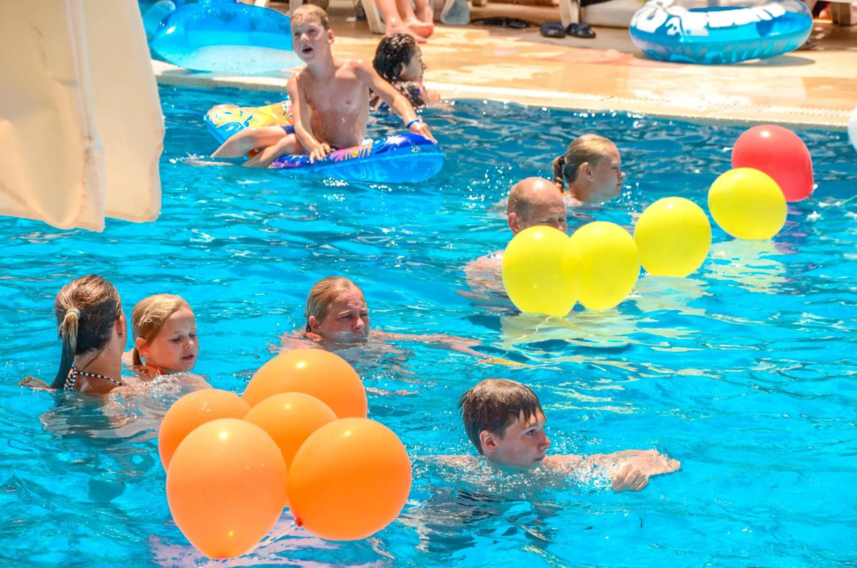 Children play ground in Ark Apart and Suite Hotel