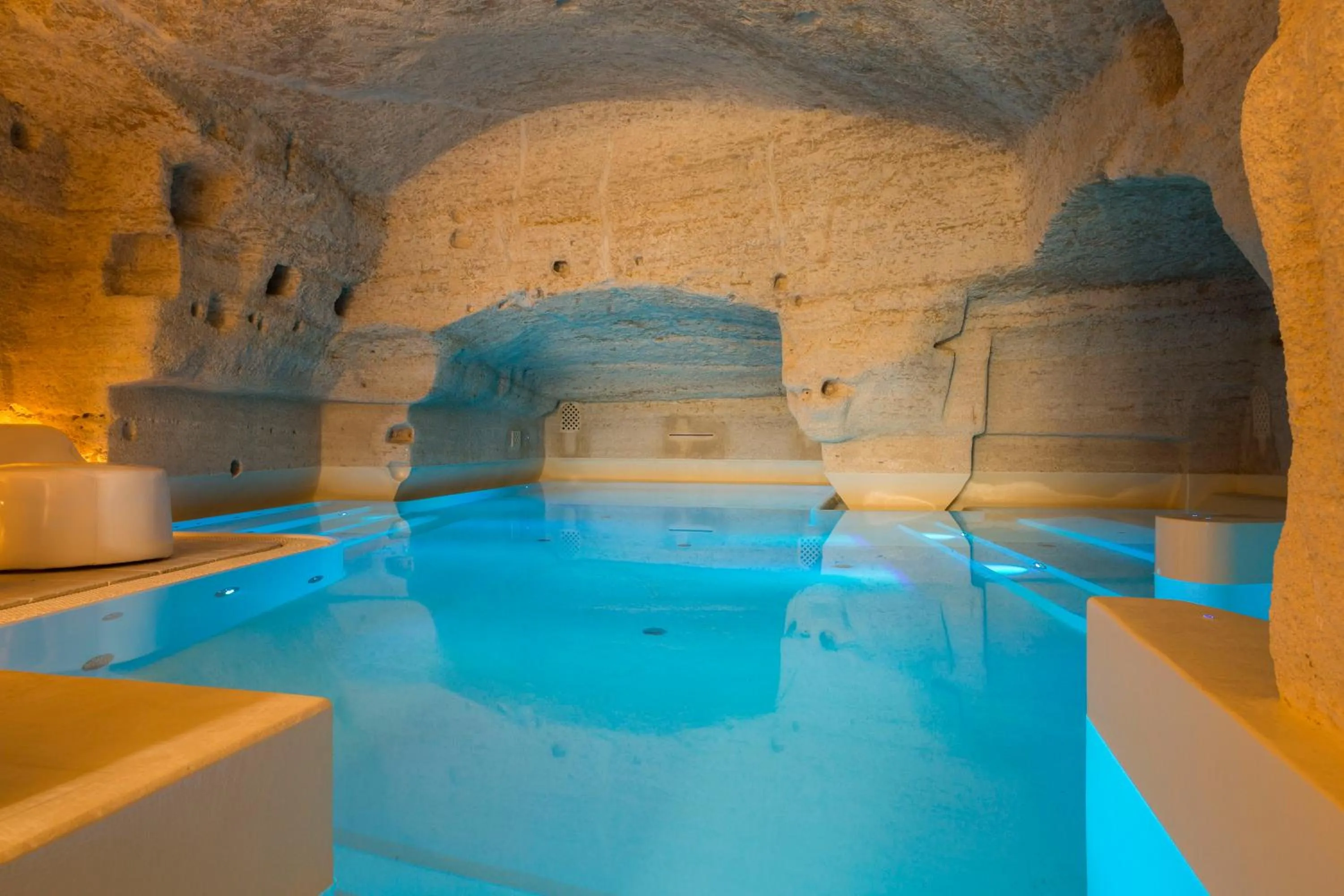 Spa and wellness centre/facilities in Aquatio Cave Luxury Hotel & SPA