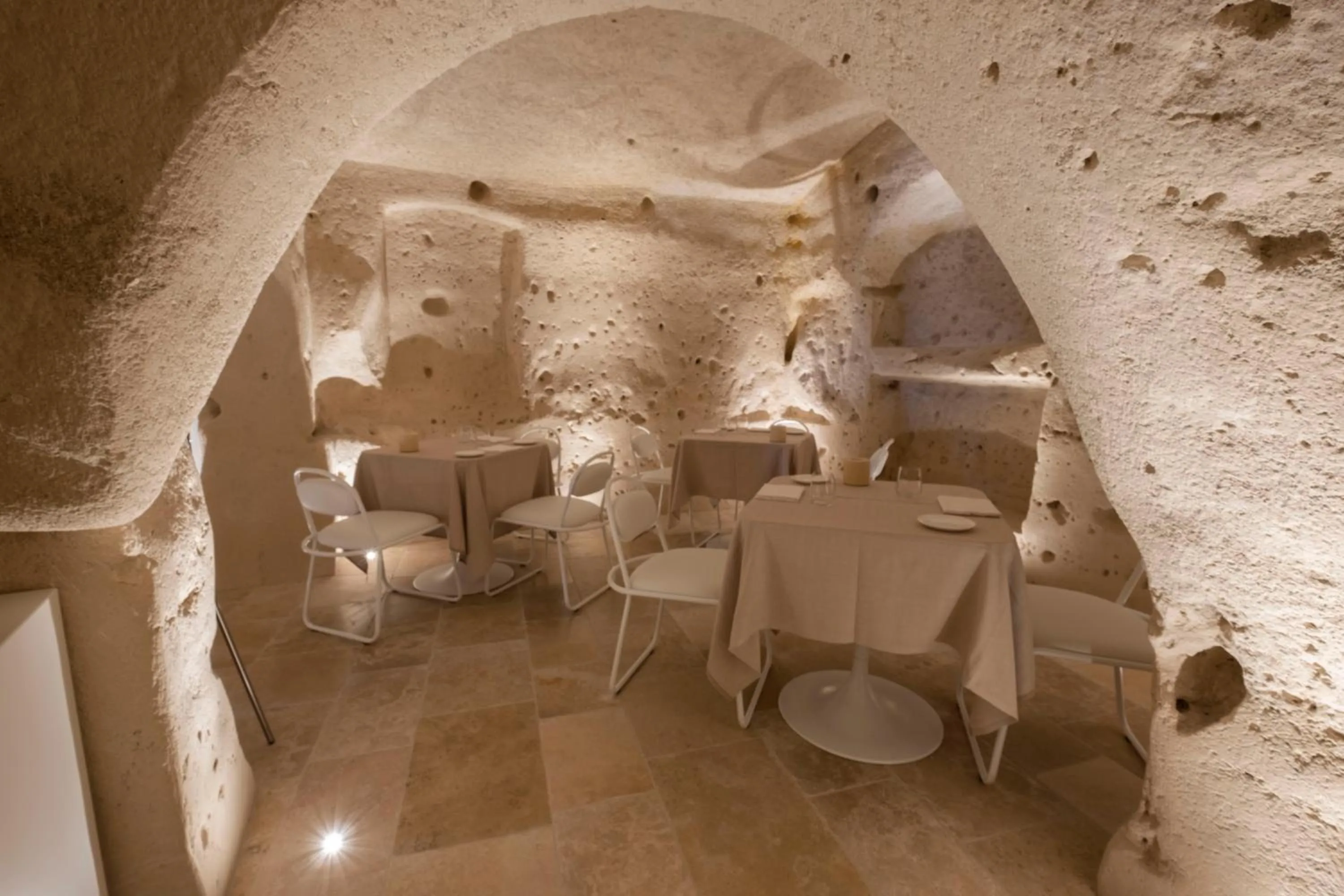 Restaurant/places to eat in Aquatio Cave Luxury Hotel & SPA