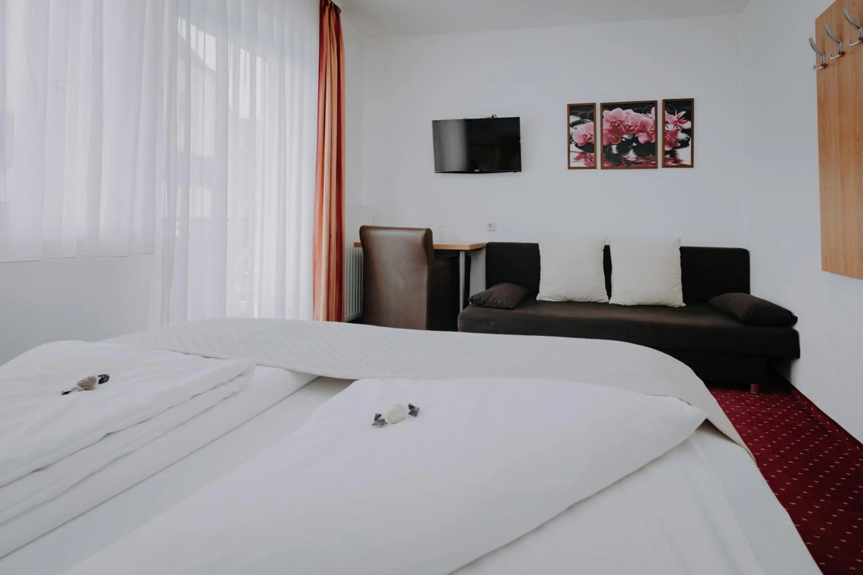 Photo of the whole room, Bed in Sporthotel Kitz
