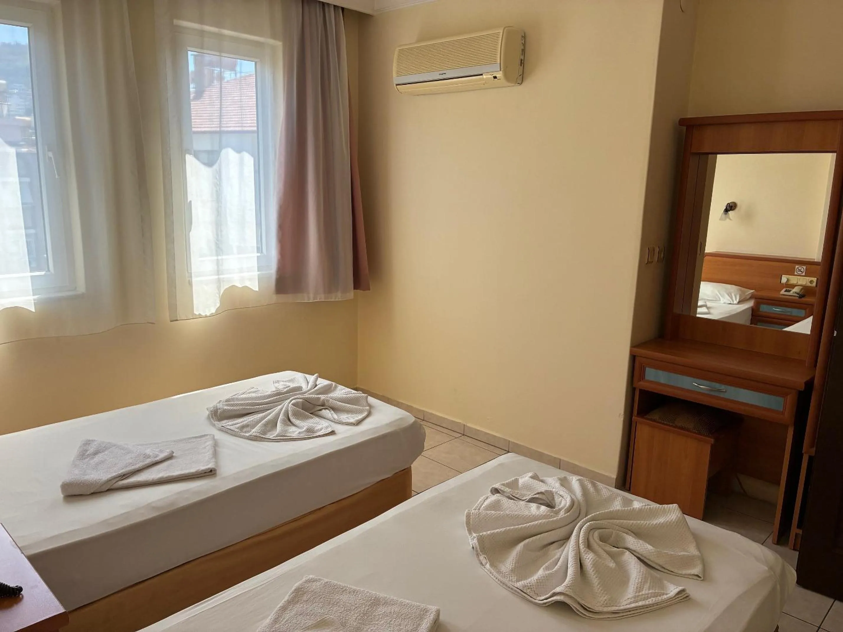 Bedroom, Bed in Sailorson Apart Hotel