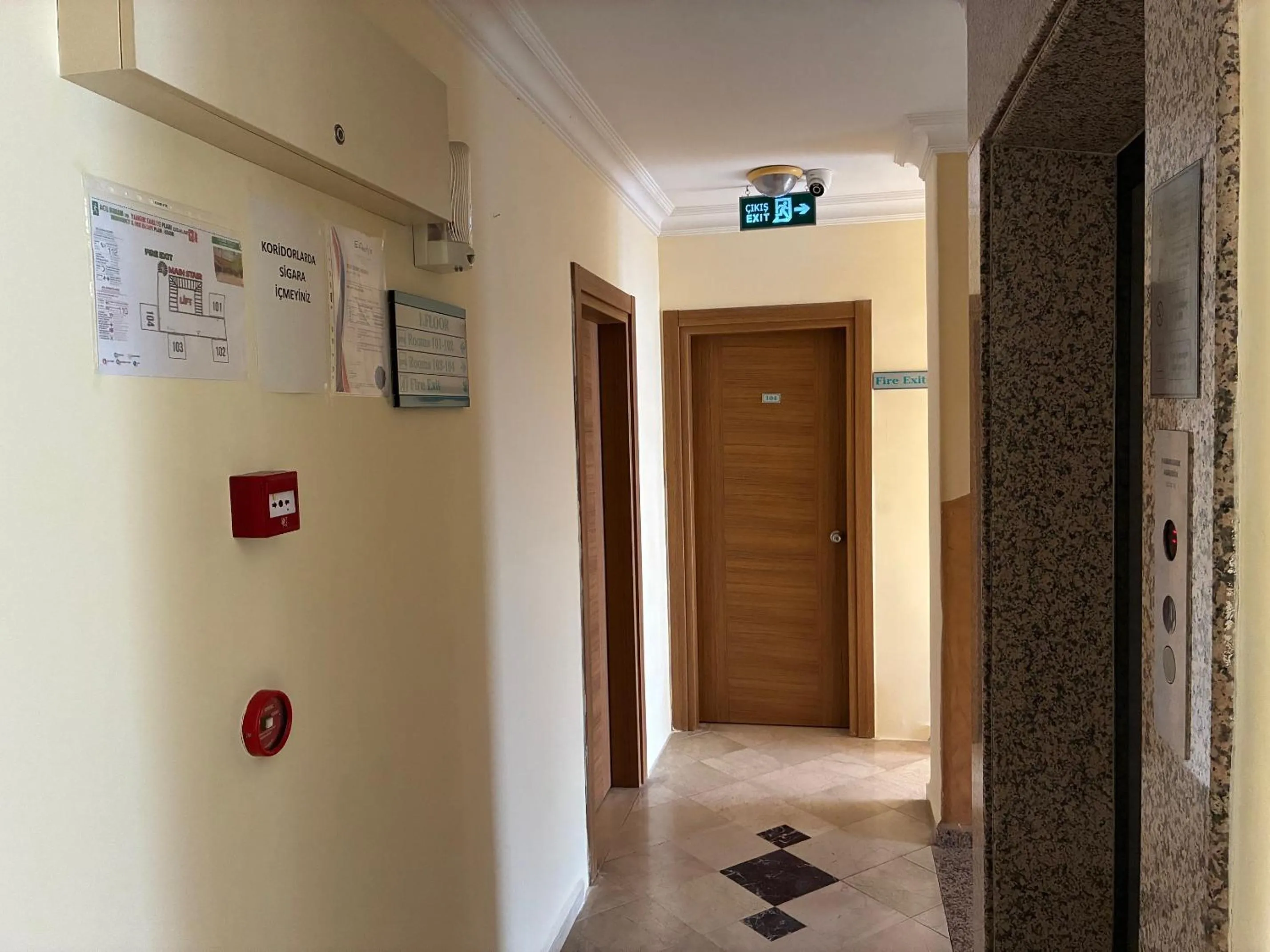 Property building in Sailorson Apart Hotel