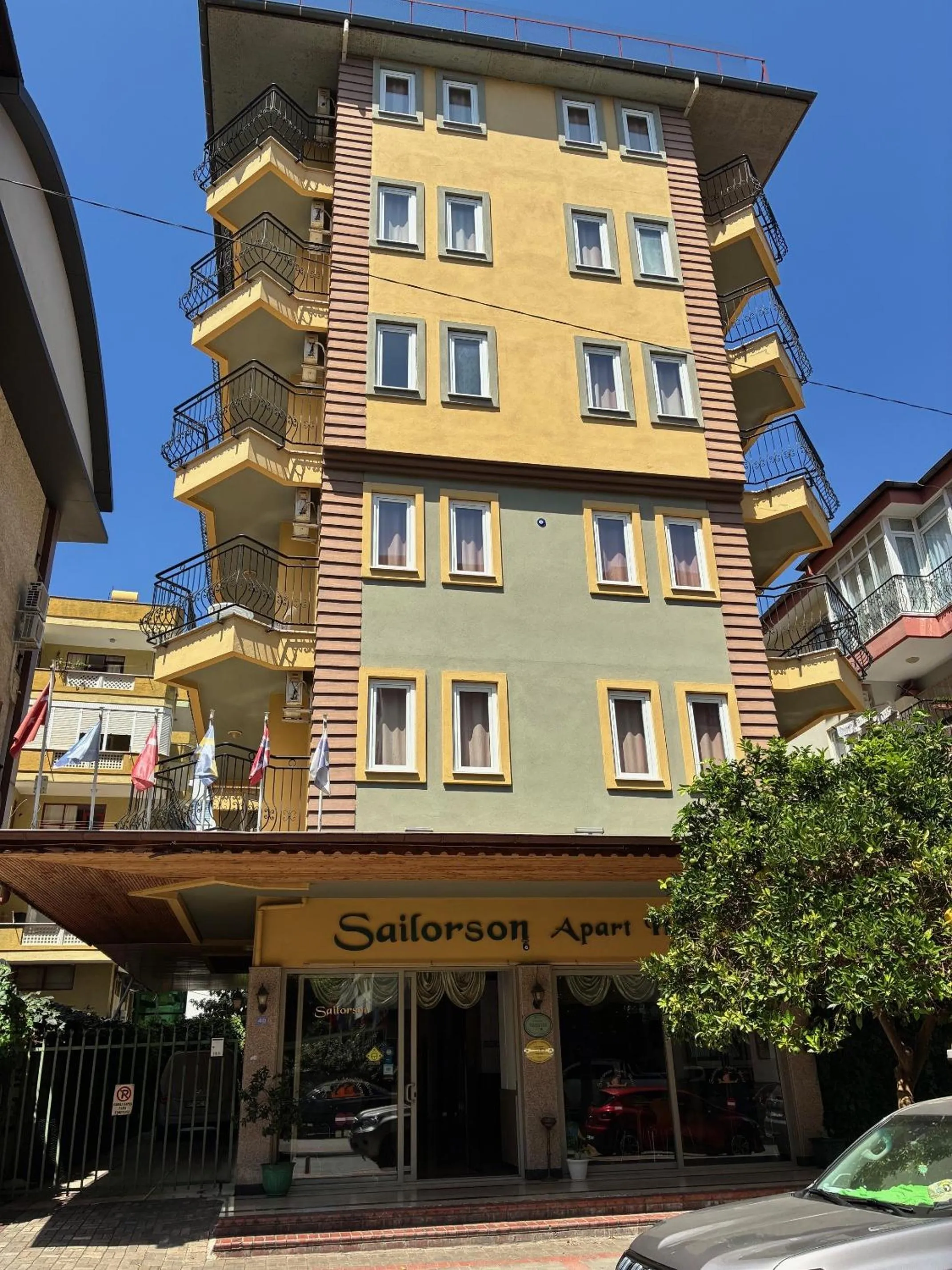 Property building in Sailorson Apart Hotel