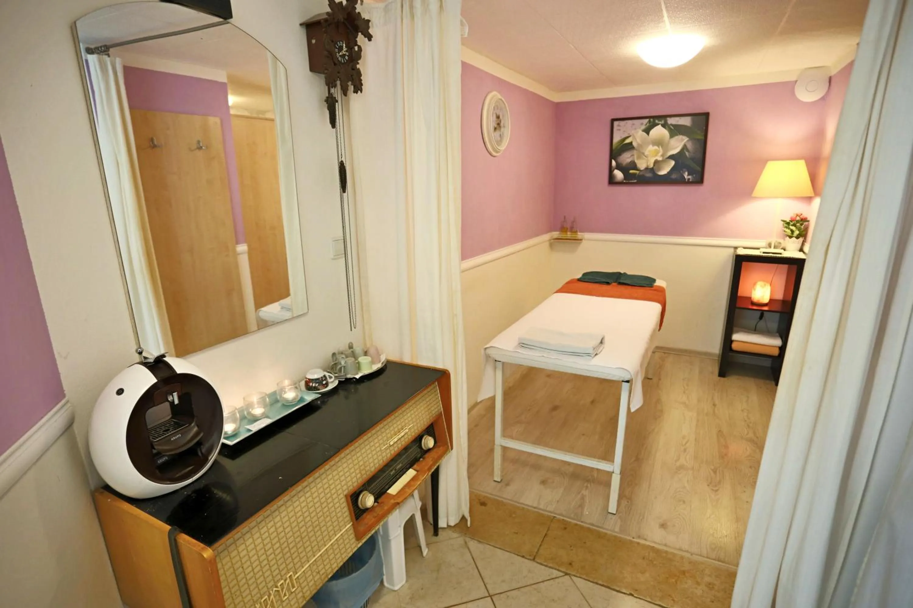 Massage, Bed in Hotel SOREA MÁJ