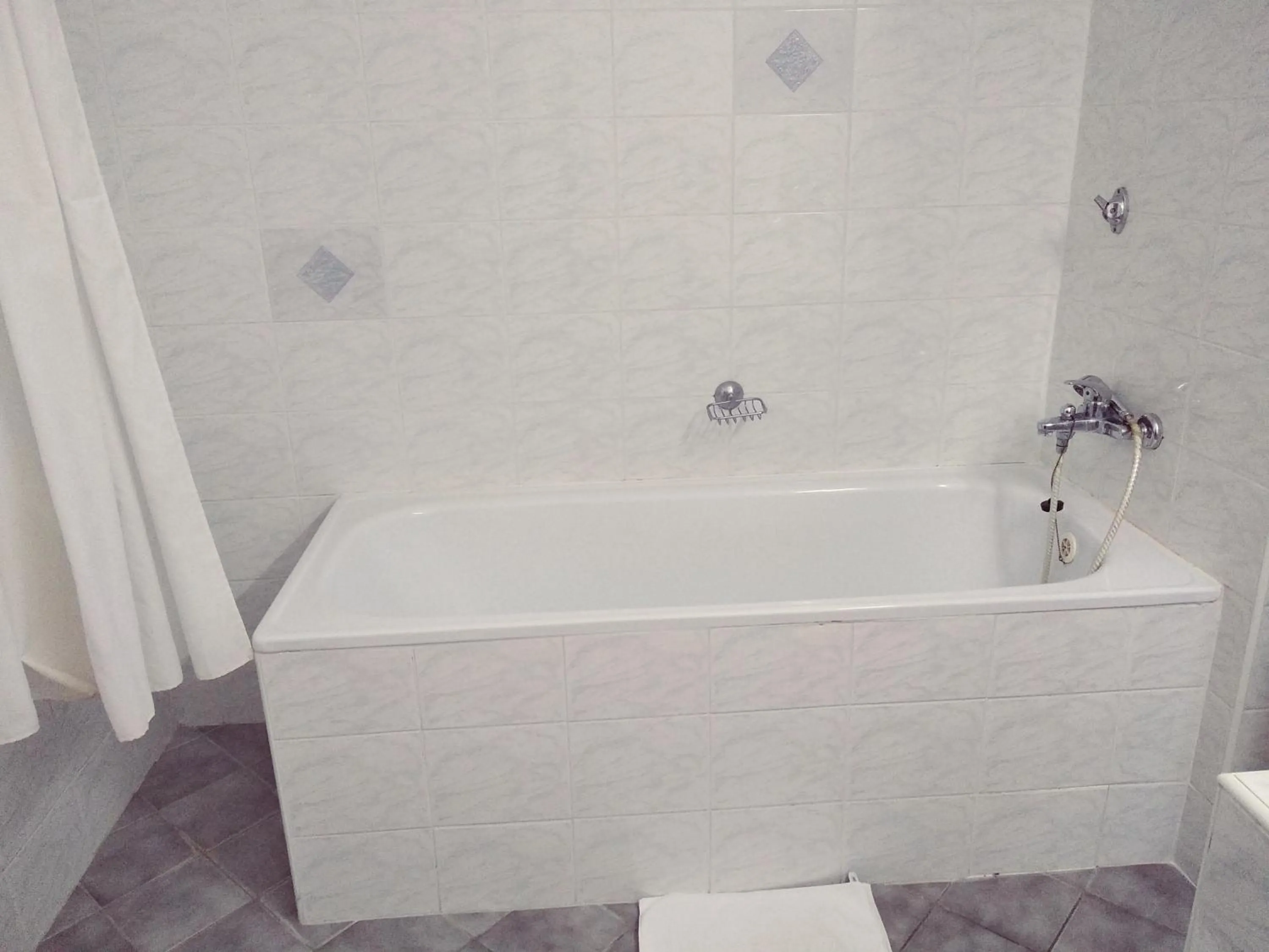 Bathroom in Hotel SOREA MÁJ