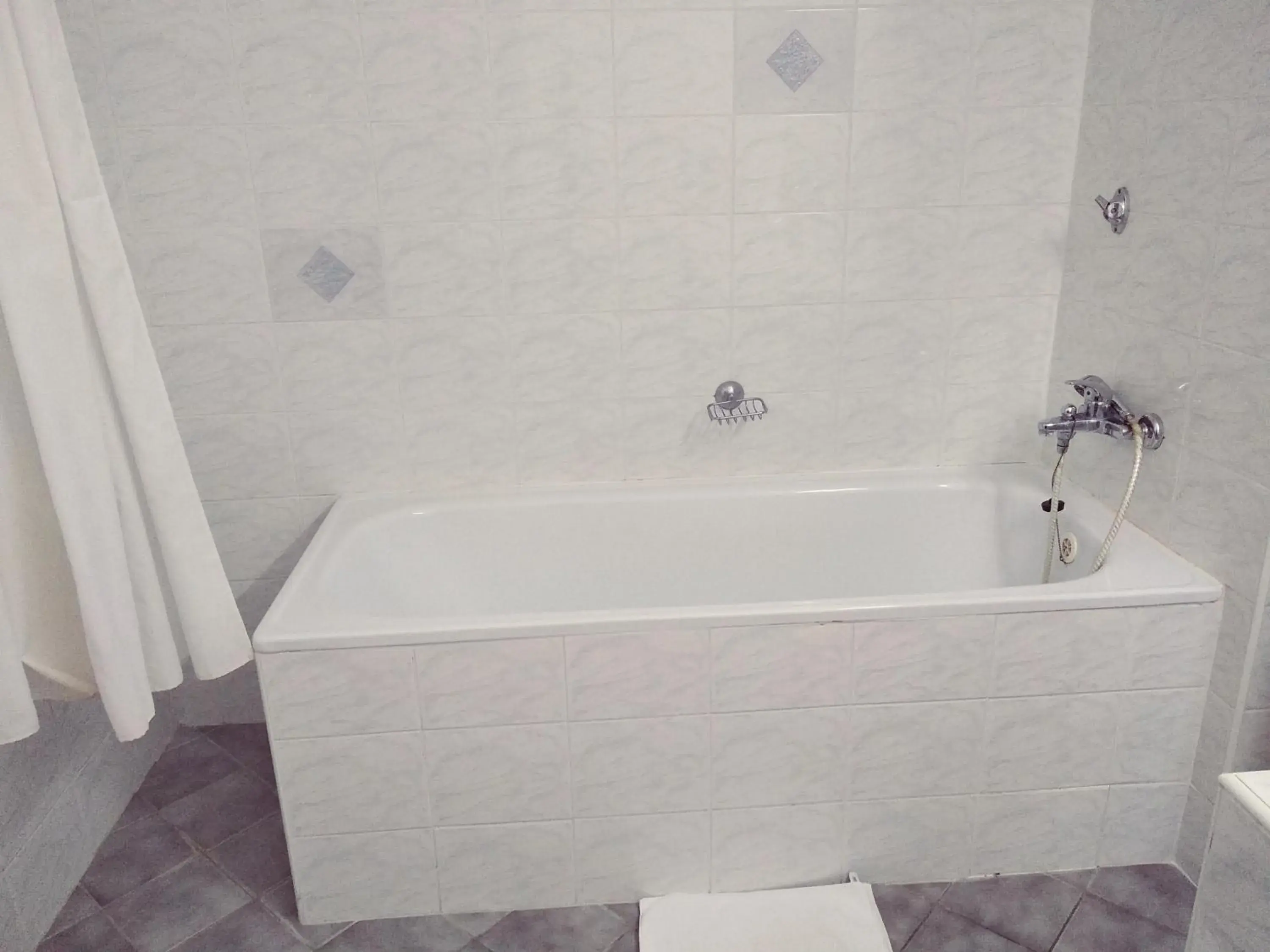 Single Room - single occupancy in Hotel SOREA MÁJ Single Room - single occupancy in Hotel SOREA MÁJ