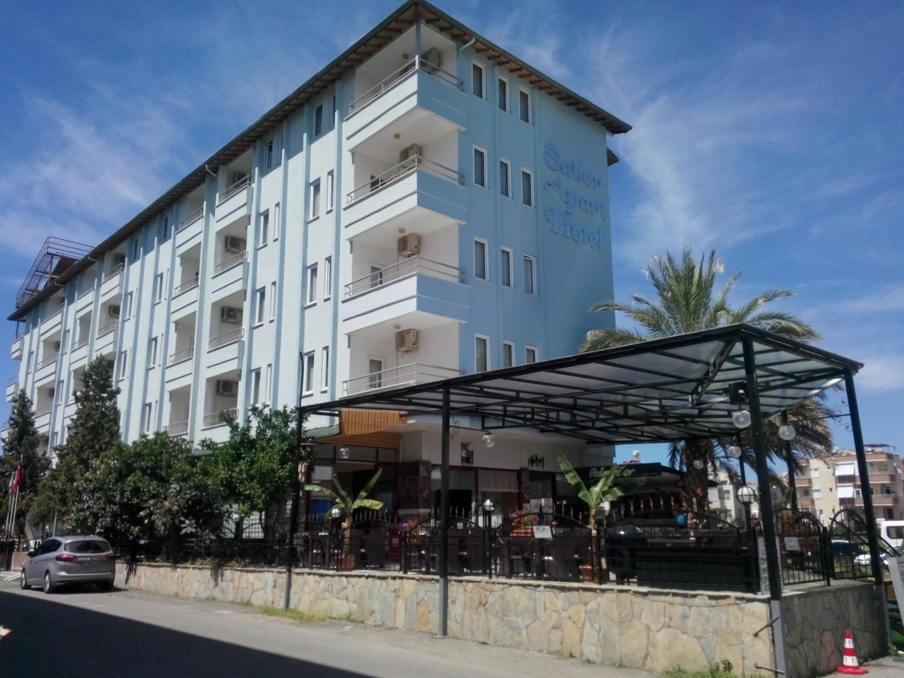 Facade/entrance in Sailor Apart Hotel