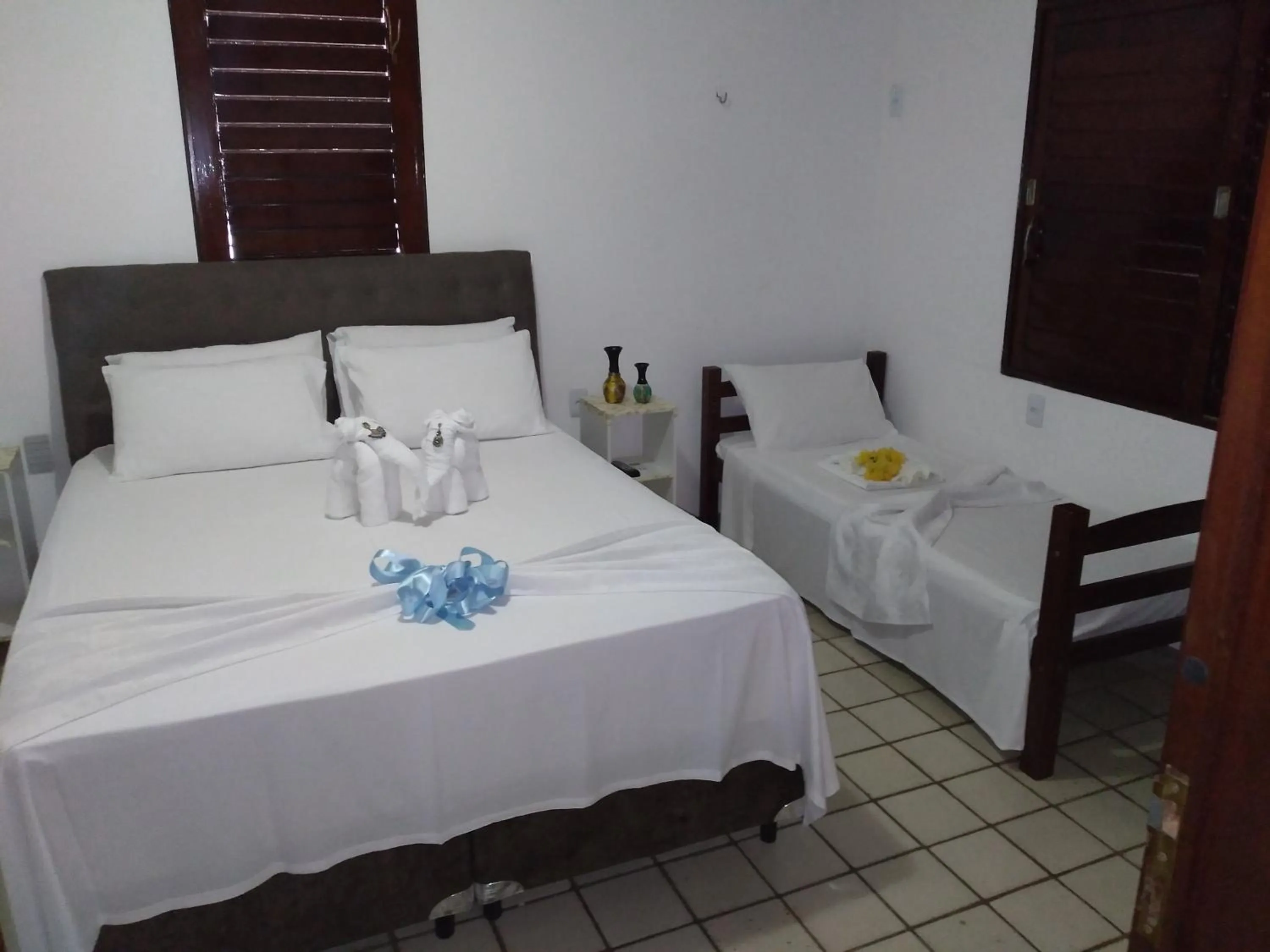 Bedroom, Bed in O Portuga Pousada