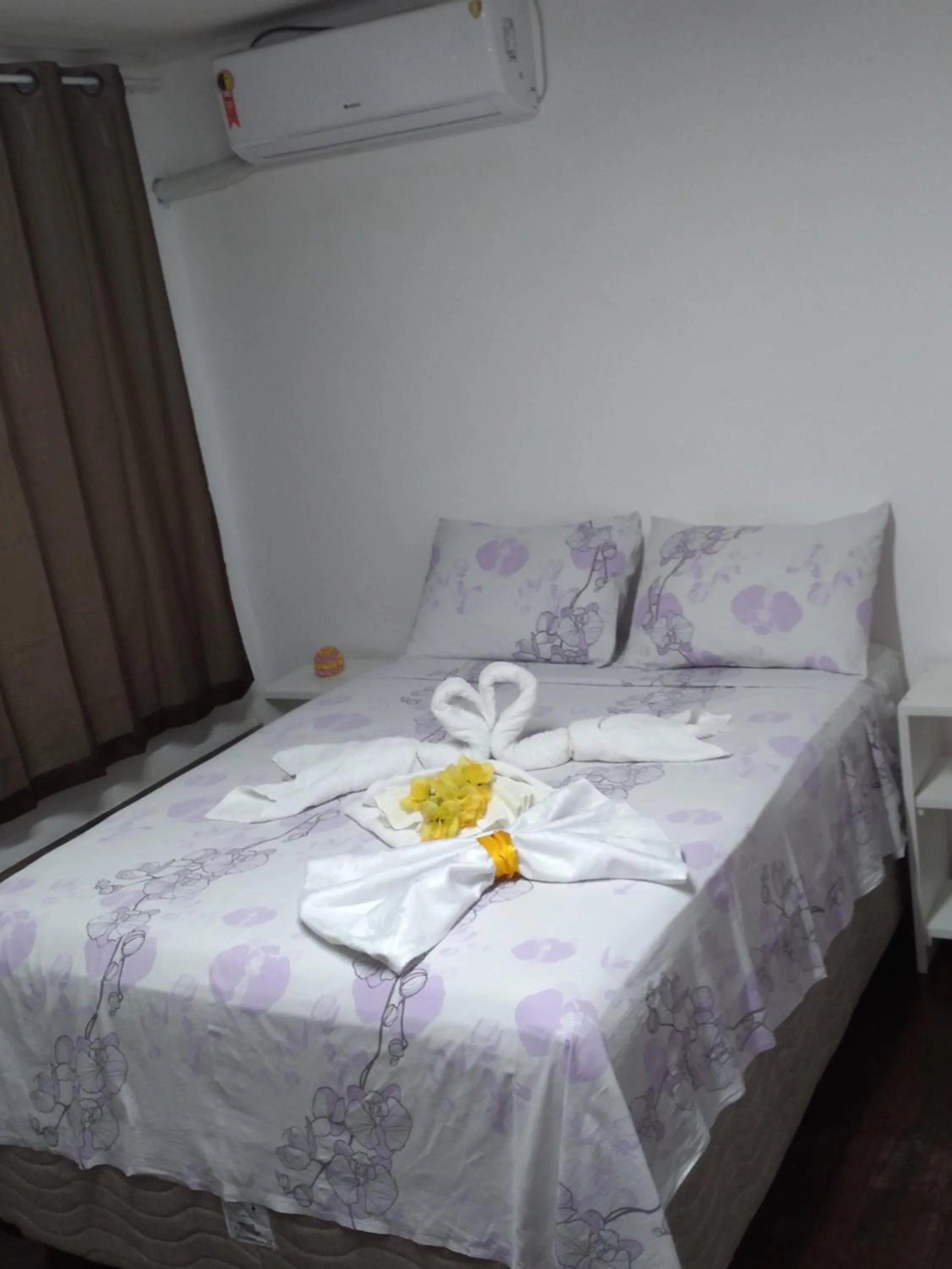 Bed in O Portuga Pousada