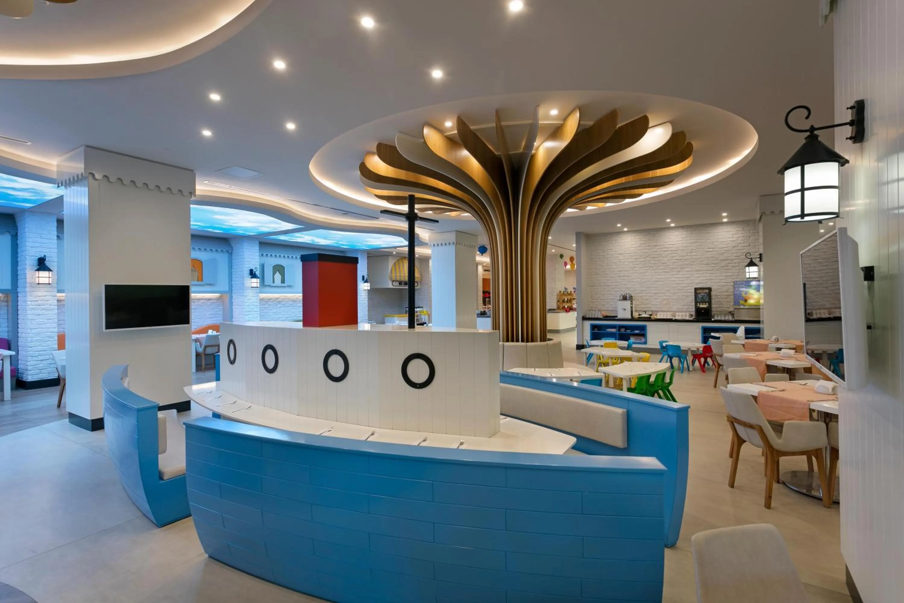 children in Long Beach Alanya - Ultra All Inclusive