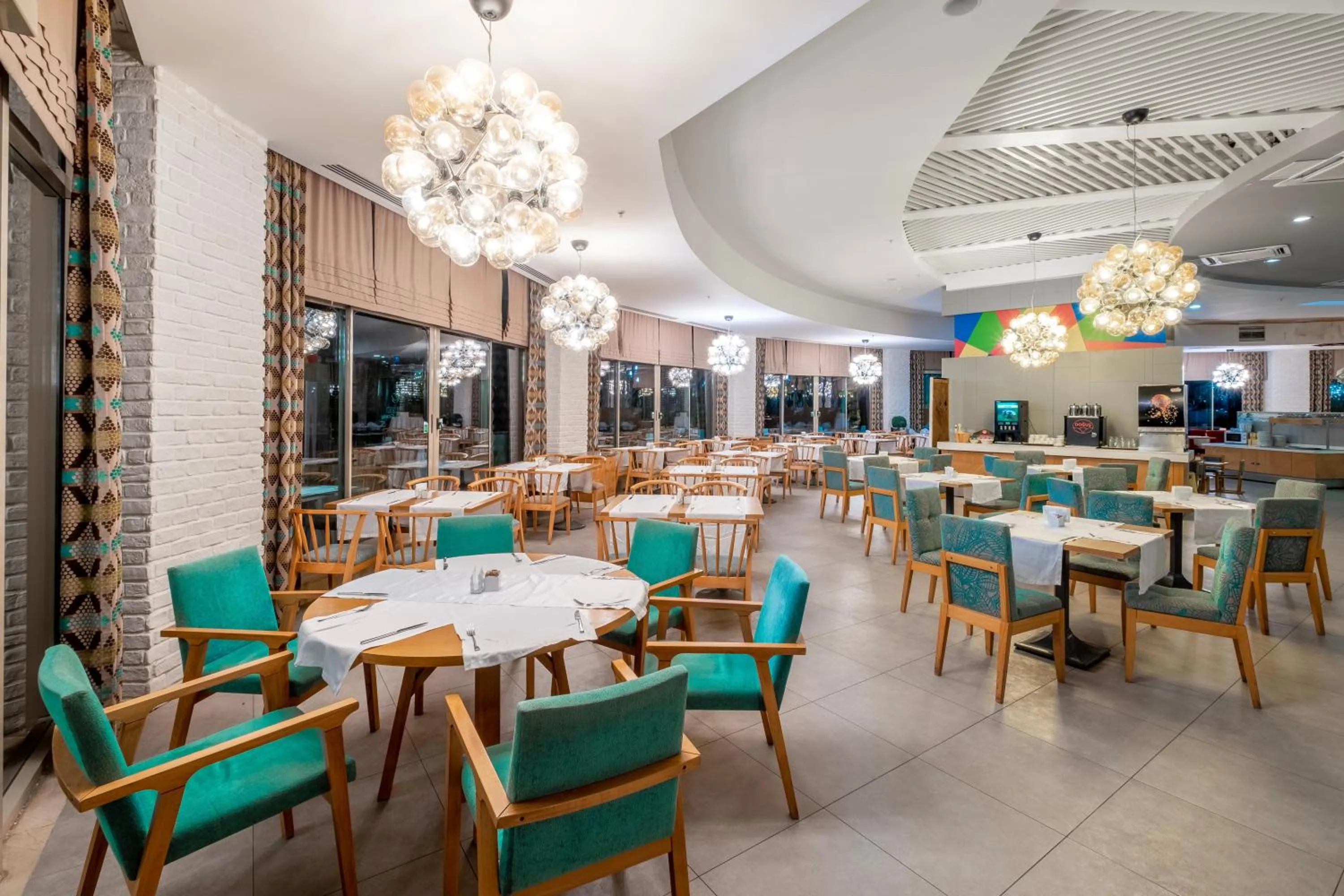 Restaurant/places to eat in Long Beach Alanya - Ultra All Inclusive